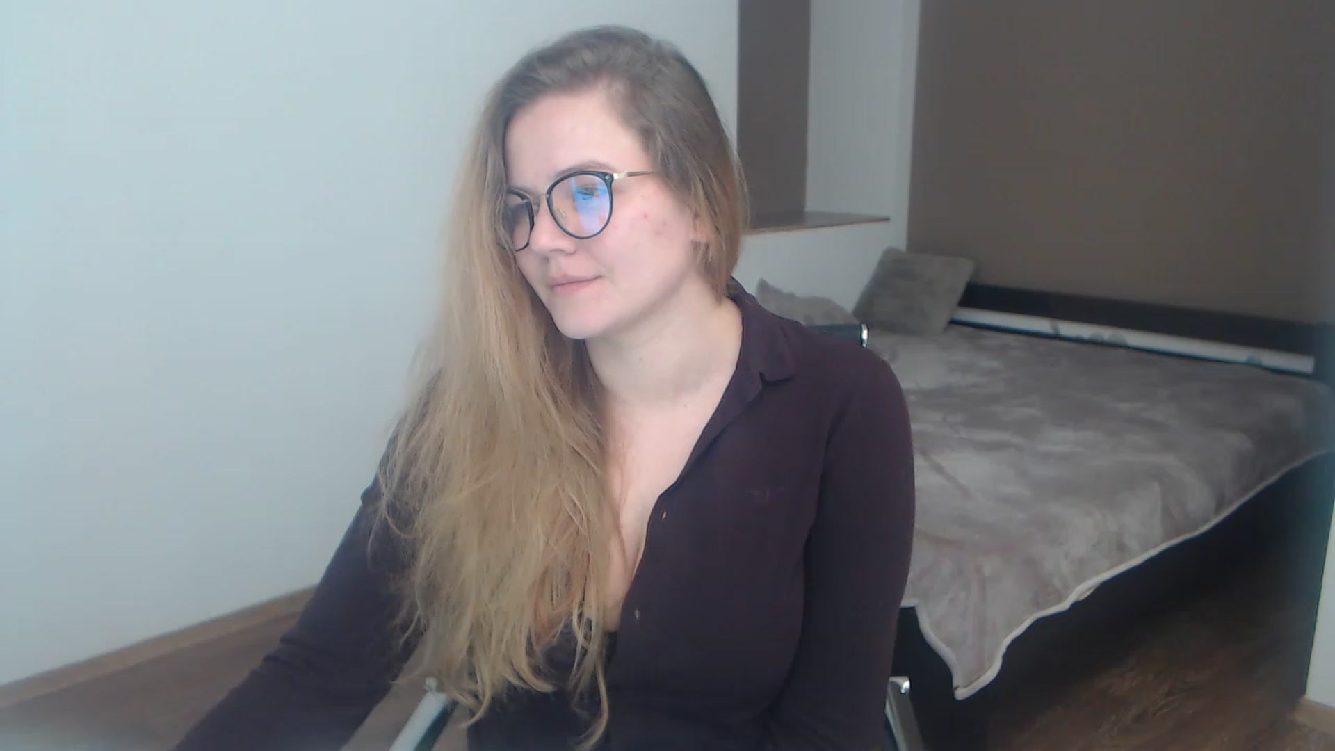 Gallery image thumbnail from KellyKleine's myfreecams stream on, 03/29/2023, 18:23 image 10 of 20