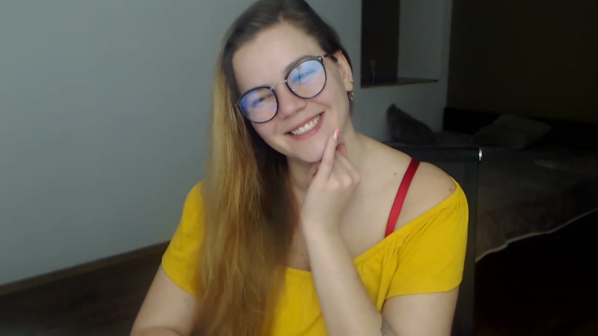 Gallery image thumbnail from KellyKleine's myfreecams stream on, 03/30/2023, 15:50 image 3 of 20