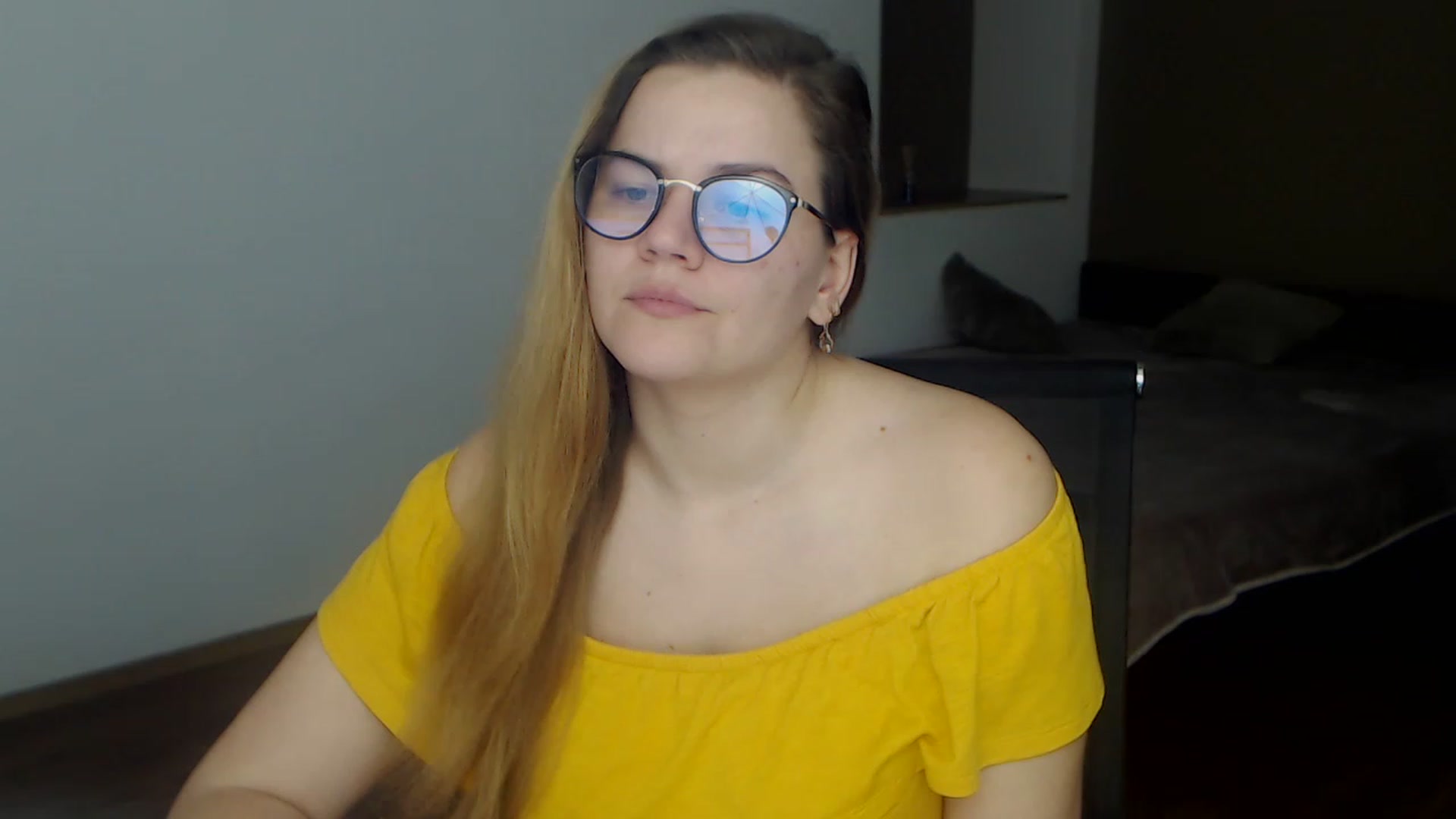 Gallery image thumbnail from KellyKleine's myfreecams stream on, 03/30/2023, 15:50 image 19 of 20