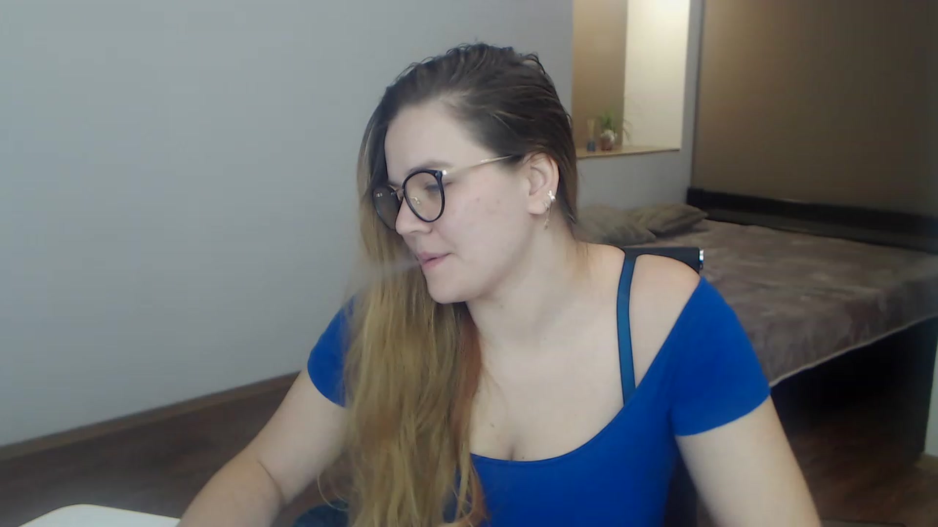 Gallery image thumbnail from KellyKleine's myfreecams stream on, 03/31/2023, 15:34 image 15 of 20