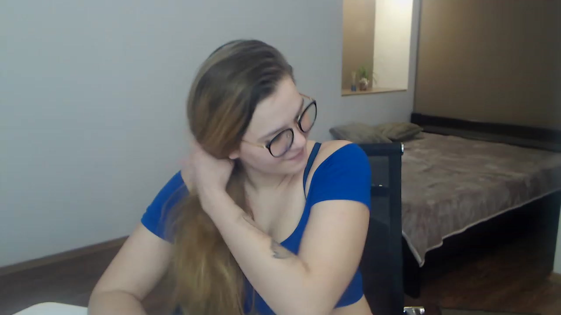 Gallery image thumbnail from KellyKleine's myfreecams stream on, 03/31/2023, 15:34 image 13 of 20