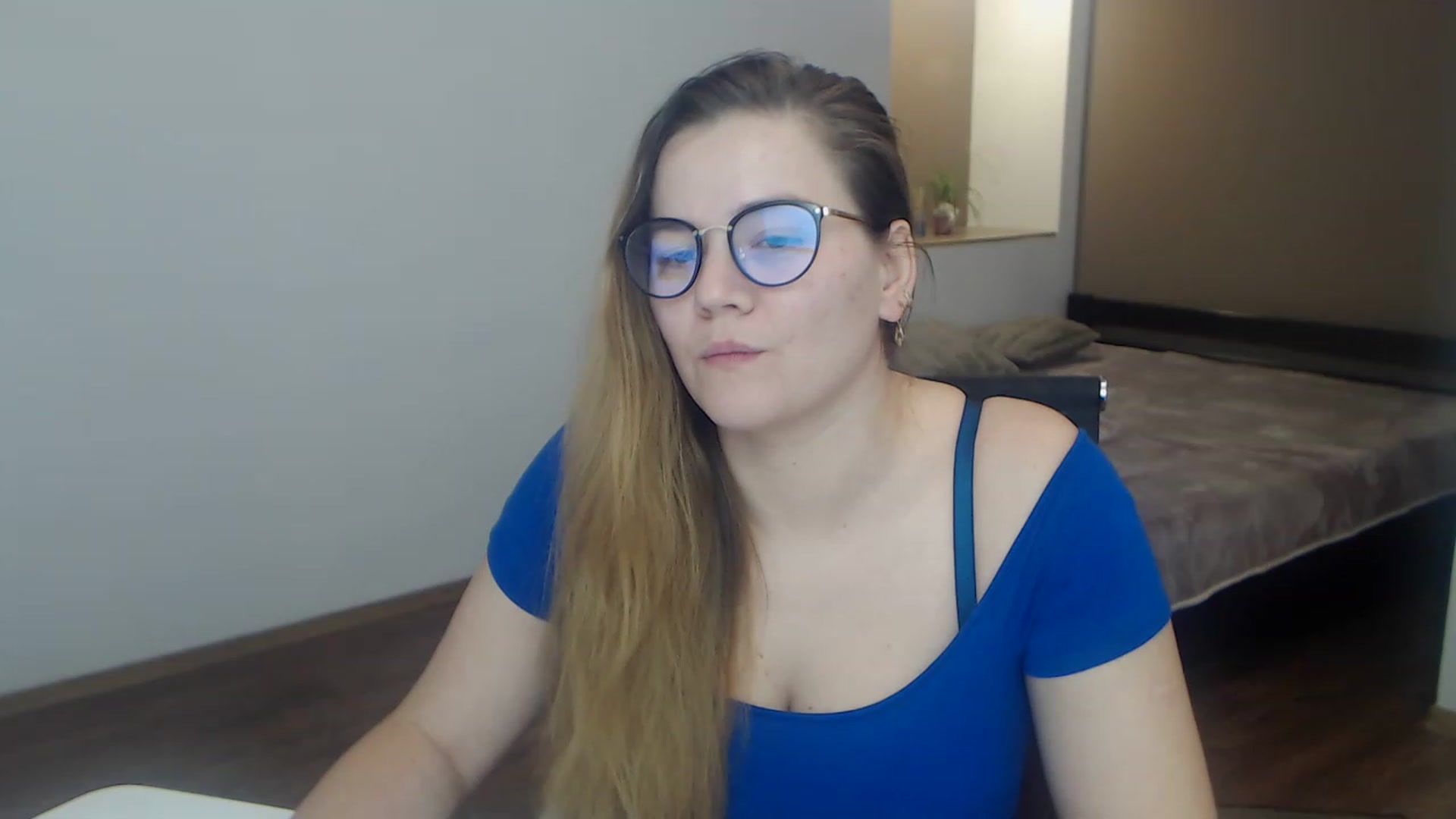 Gallery image thumbnail from KellyKleine's myfreecams stream on, 03/31/2023, 15:48 image 17 of 20