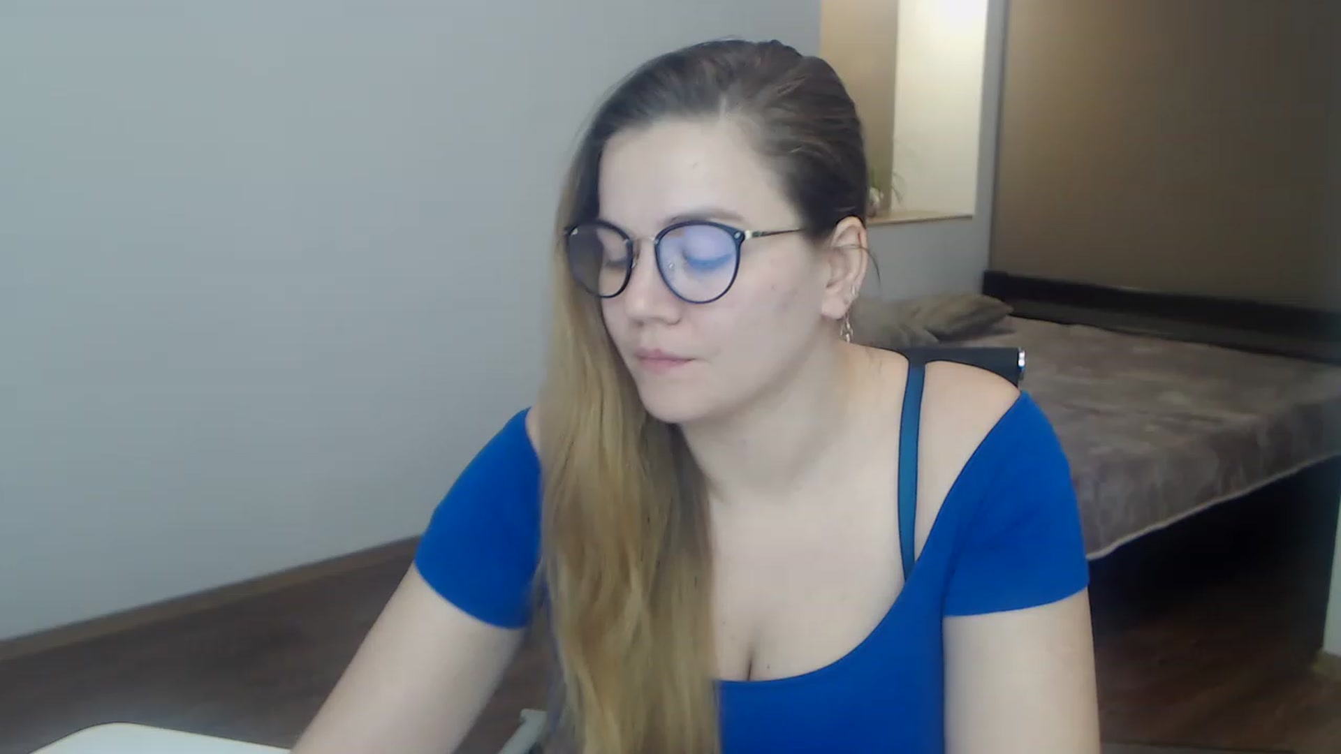 Gallery image thumbnail from KellyKleine's myfreecams stream on, 03/31/2023, 15:48 image 18 of 20