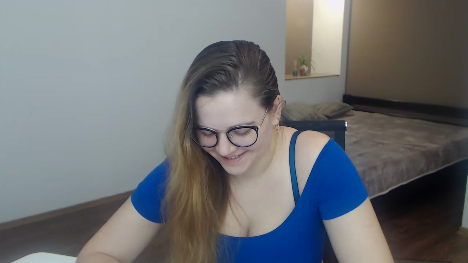 Gallery image thumbnail from KellyKleine's myfreecams stream on, 03/31/2023, 15:48 image 4 of 20
