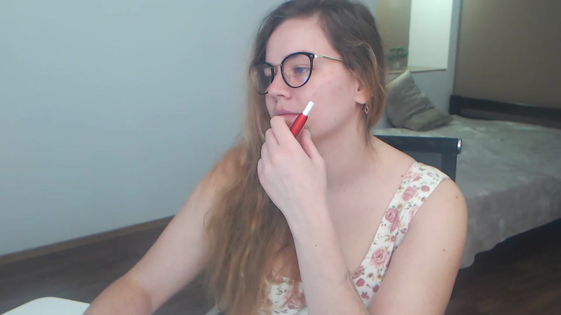 Gallery image thumbnail from KellyKleine's myfreecams stream on, 04/06/2023, 16:32 image 2 of 20