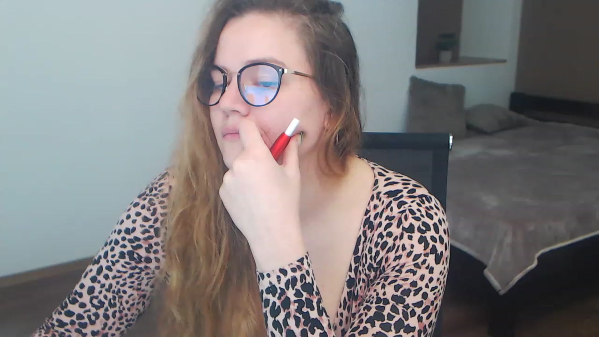 Gallery image thumbnail from KellyKleine's myfreecams stream on, 04/13/2023, 14:57 image 4 of 20