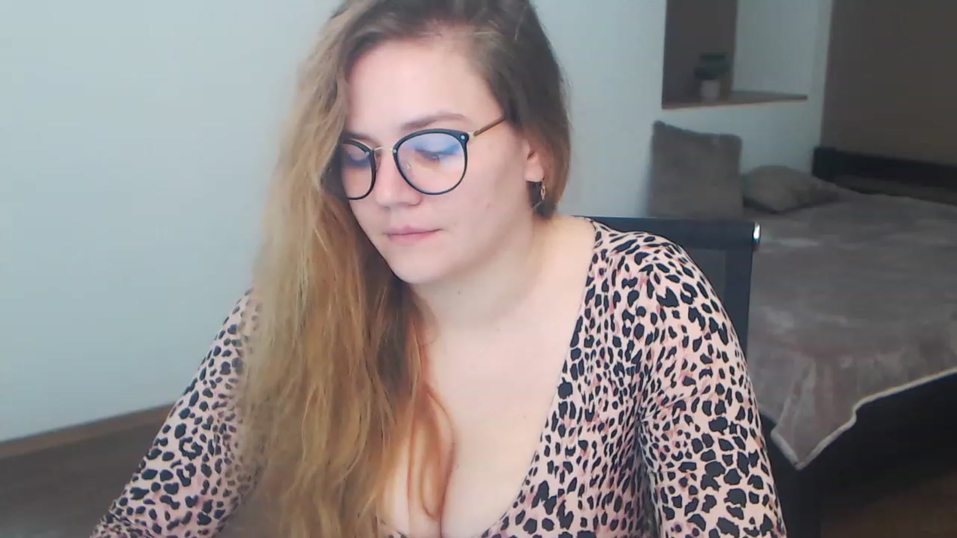 Gallery image thumbnail from KellyKleine's myfreecams stream on, 04/13/2023, 14:57 image 17 of 20