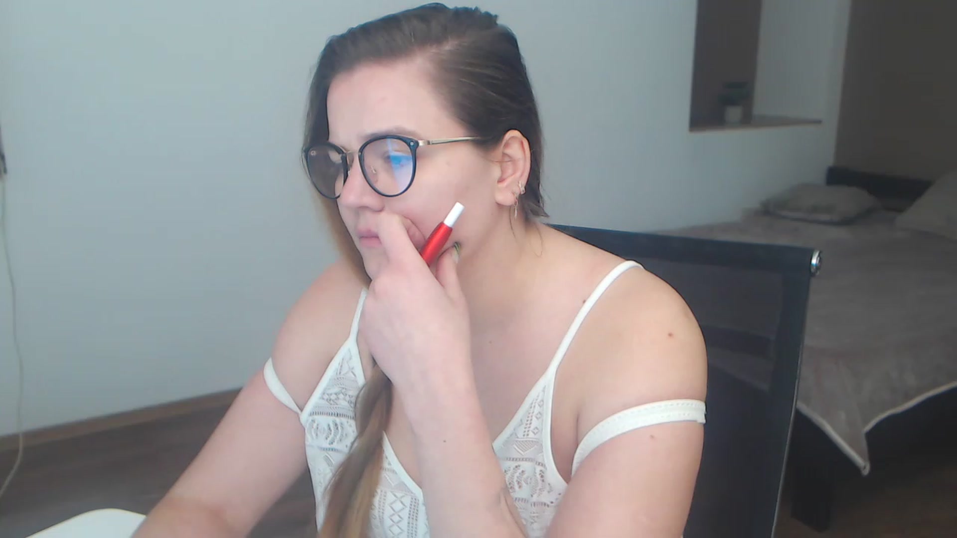 Gallery image thumbnail from KellyKleine's myfreecams stream on, 04/15/2023, 16:03 image 13 of 20