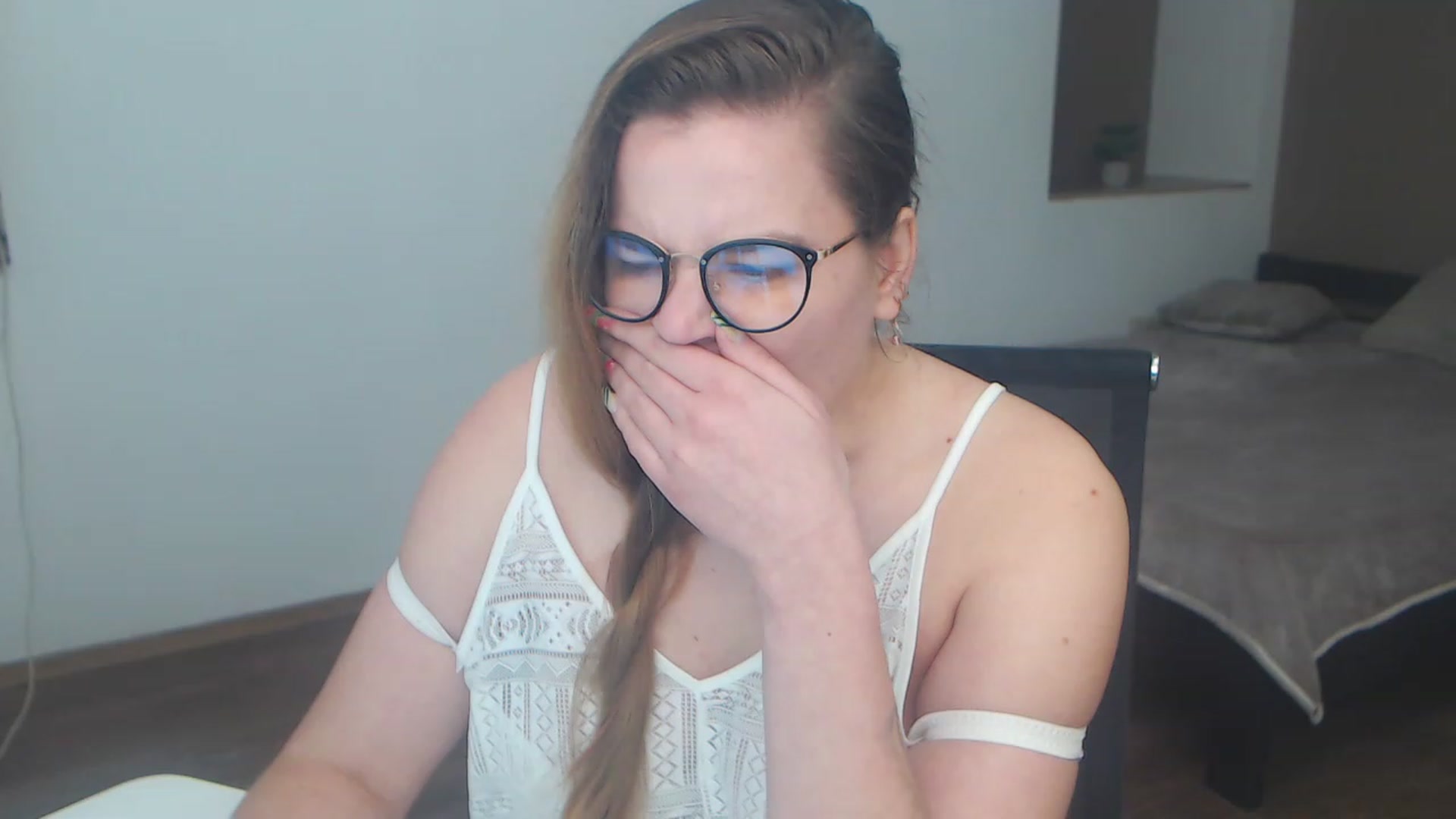 Gallery image thumbnail from KellyKleine's myfreecams stream on, 04/15/2023, 16:03 image 16 of 20