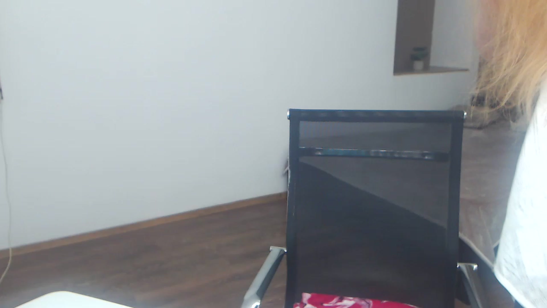 Gallery image thumbnail from KellyKleine's myfreecams stream on, 04/15/2023, 16:37 image 18 of 20