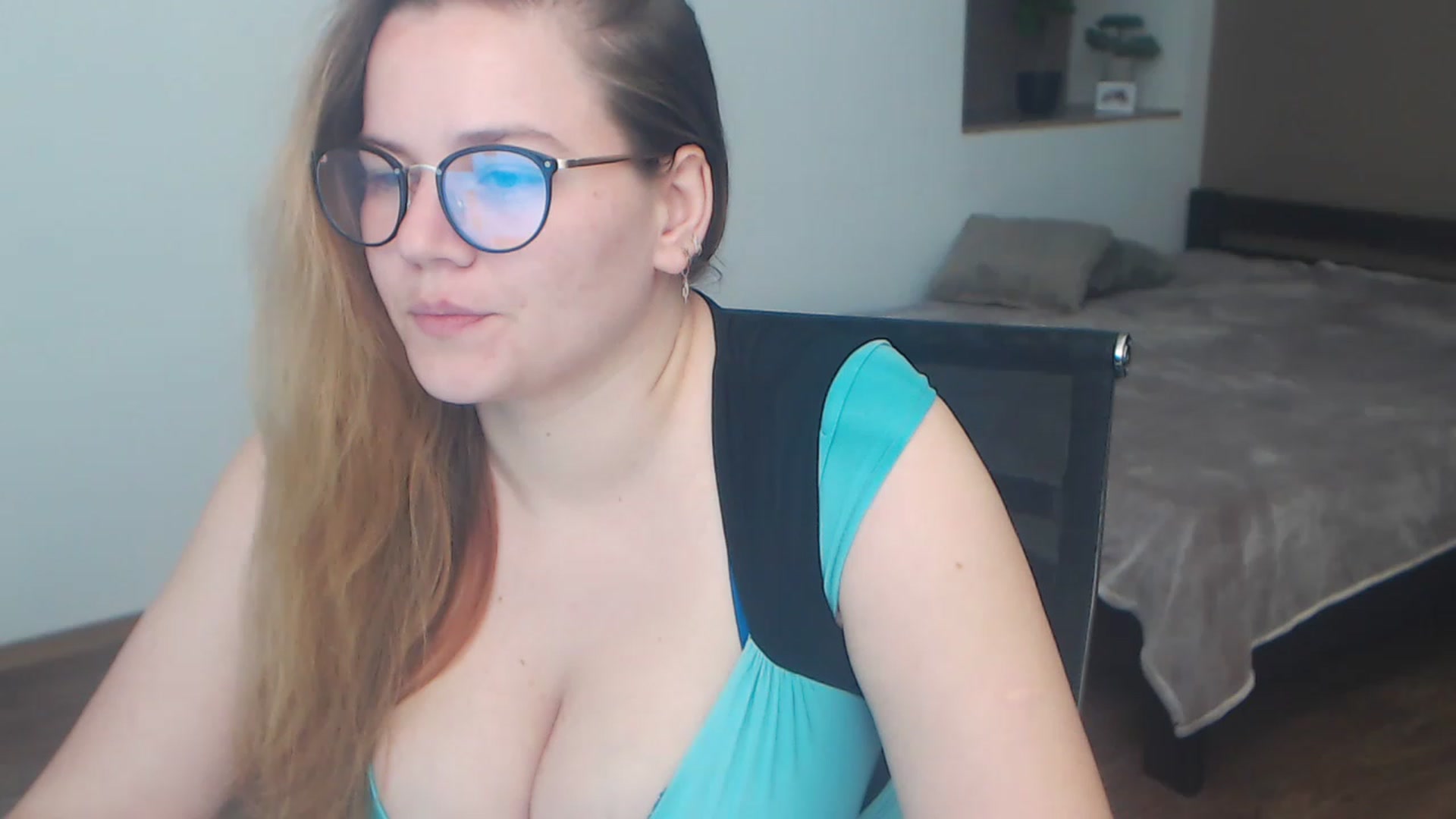 Gallery image thumbnail from KellyKleine's myfreecams stream on, 04/21/2023, 16:10 image 20 of 20