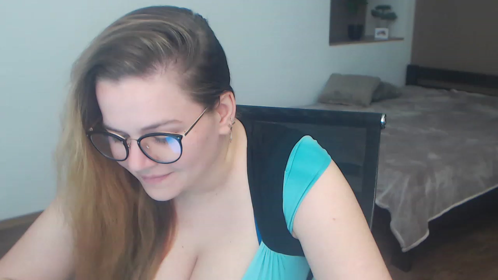 Gallery image thumbnail from KellyKleine's myfreecams stream on, 04/21/2023, 18:42 image 1 of 20