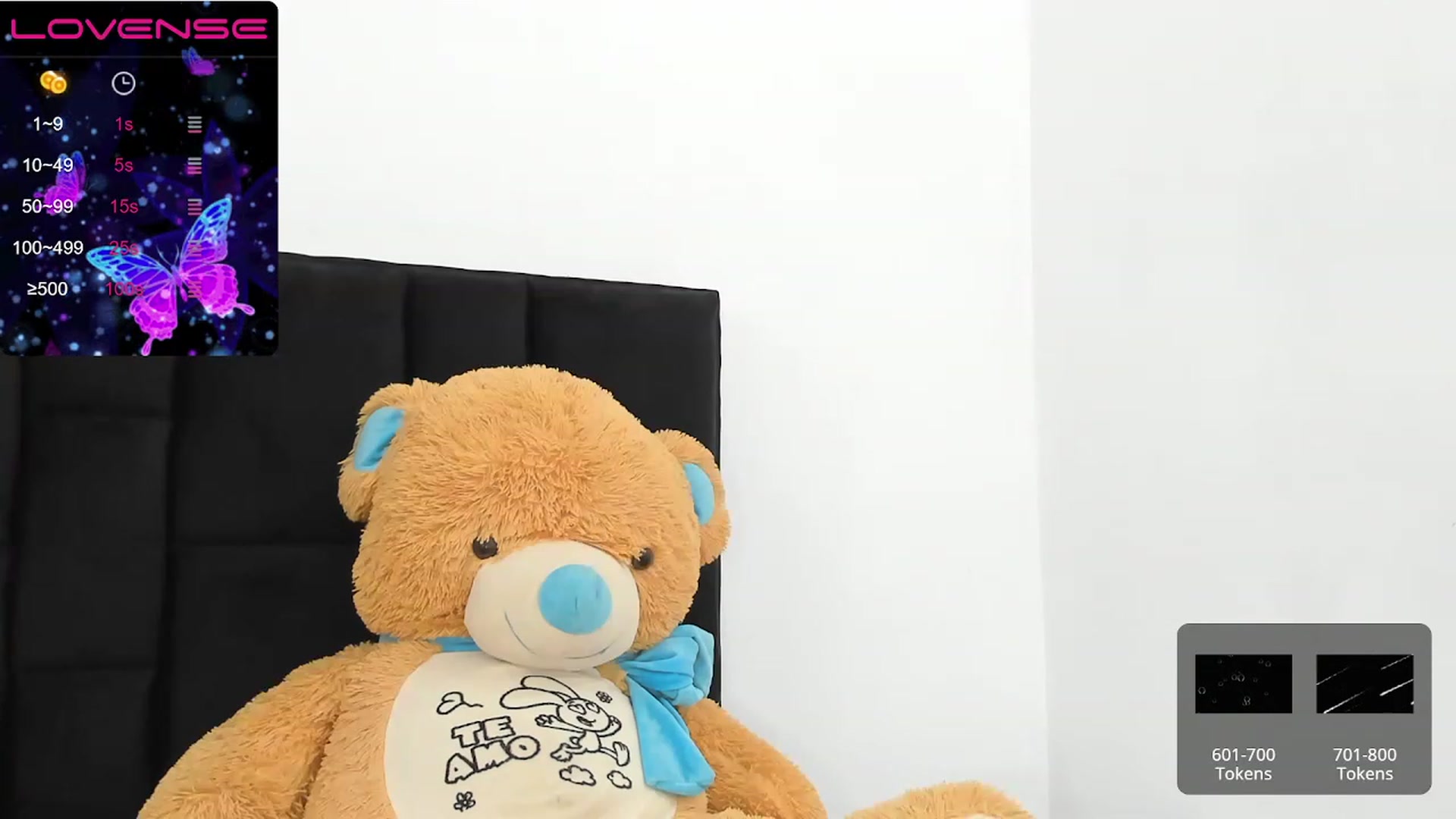 Gallery image thumbnail from KellyManely's myfreecams stream on, 01/15/2023, 14:21 image 15 of 20