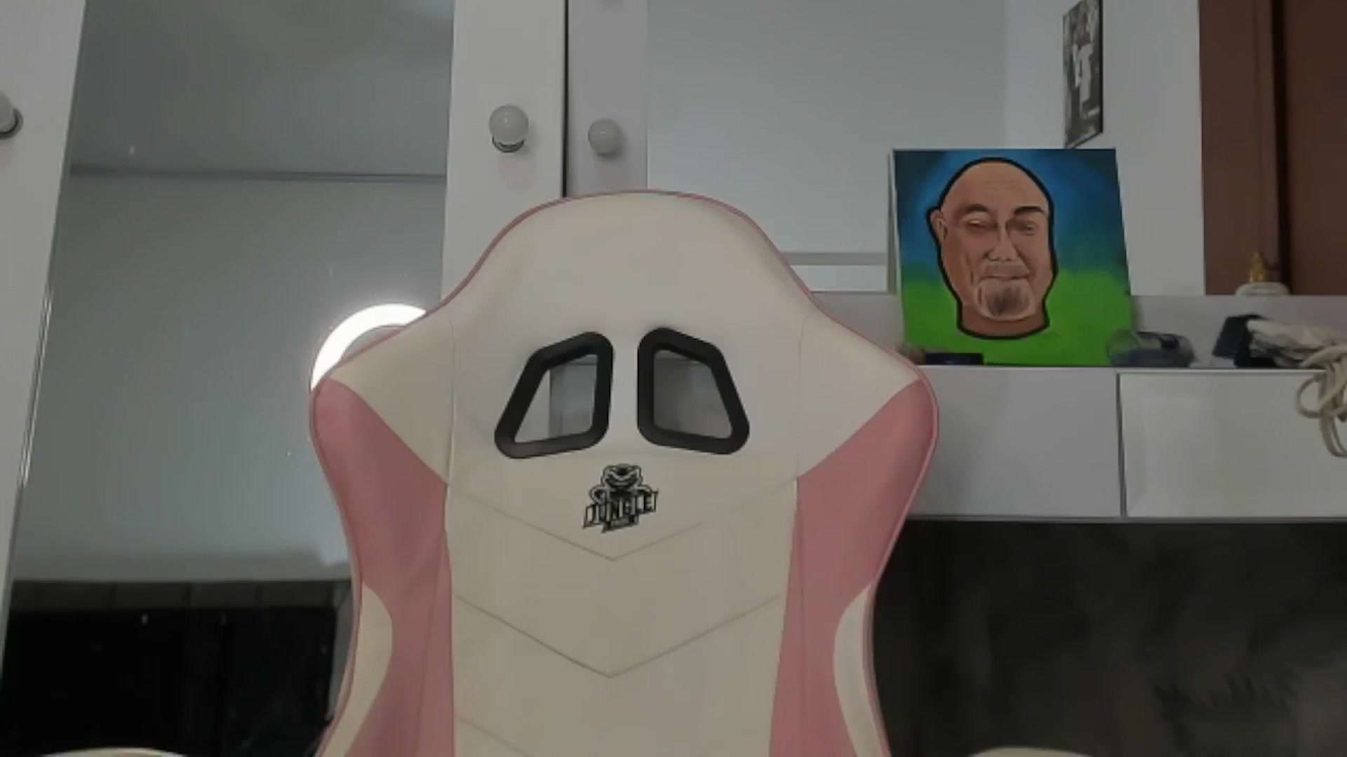 Gallery image thumbnail from KellyManely's myfreecams stream on, 08/02/2024, 14:31 image 3 of 20