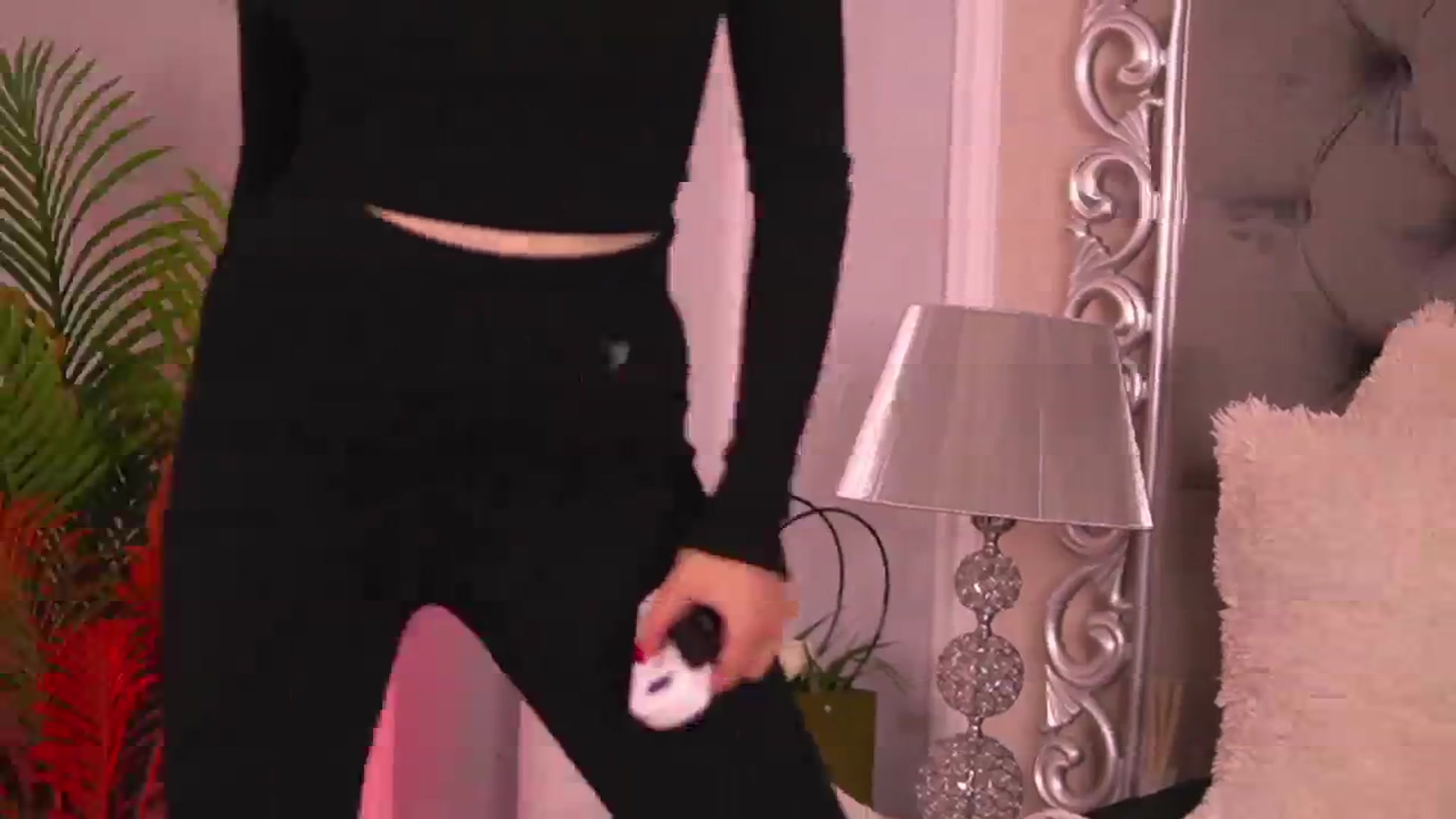 Gallery image thumbnail from KellyMathews's myfreecams stream on, 05/26/2024, 08:03 image 20 of 20