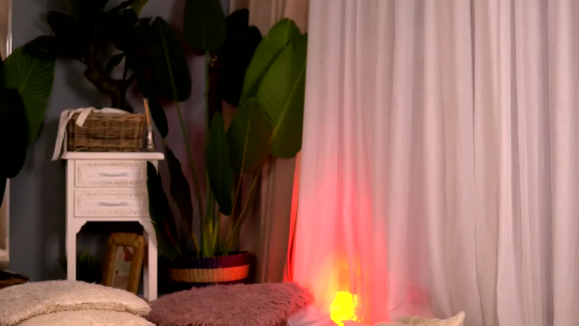 Gallery image thumbnail from KellyMathews's myfreecams stream on, 06/20/2025, 10:14 image 19 of 20