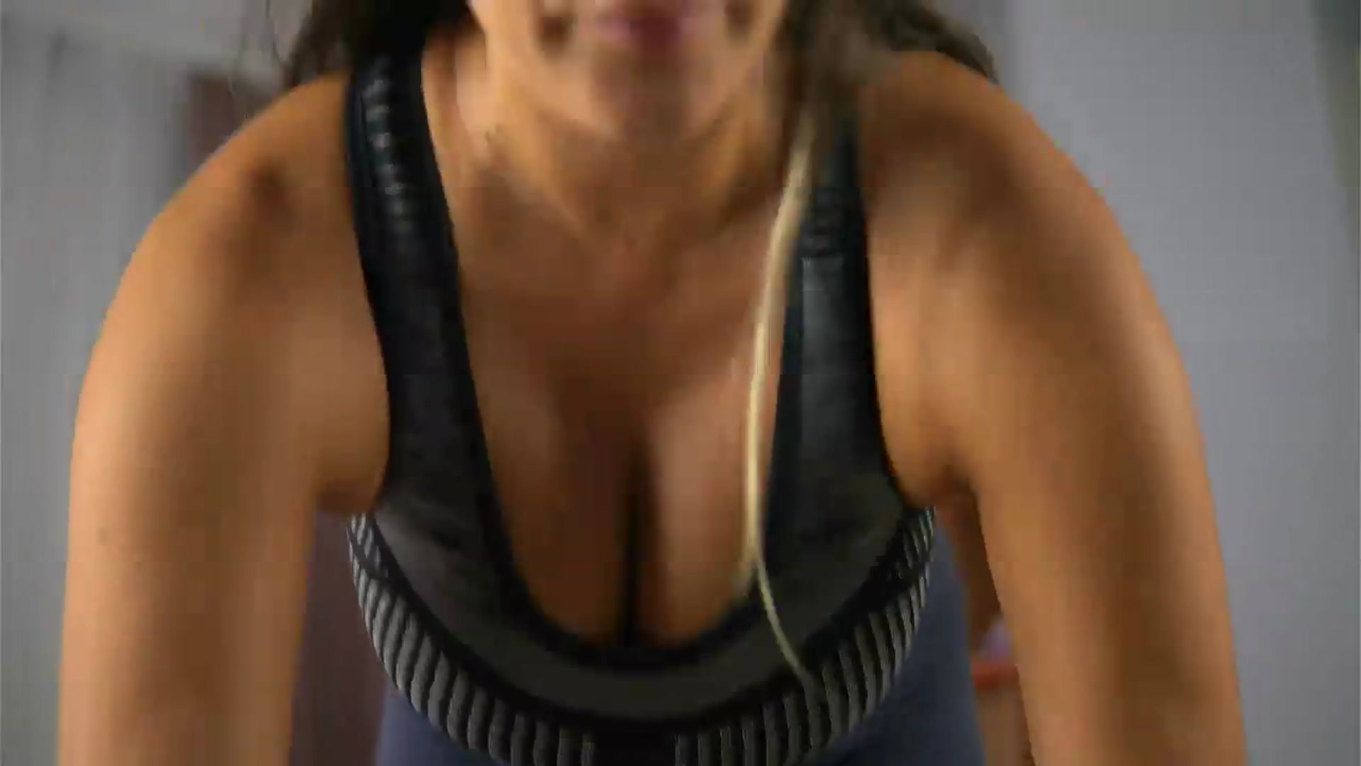 Gallery image thumbnail from KellyMathews's myfreecams stream on, 09/09/2026, 11:16 image 17 of 20