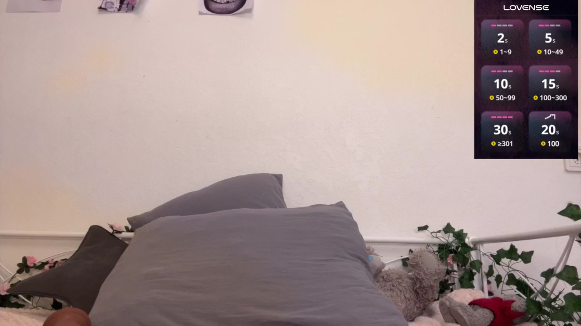 Gallery image thumbnail from Kelly_Grey's myfreecams stream on, 07/27/2025, 18:13 image 14 of 20