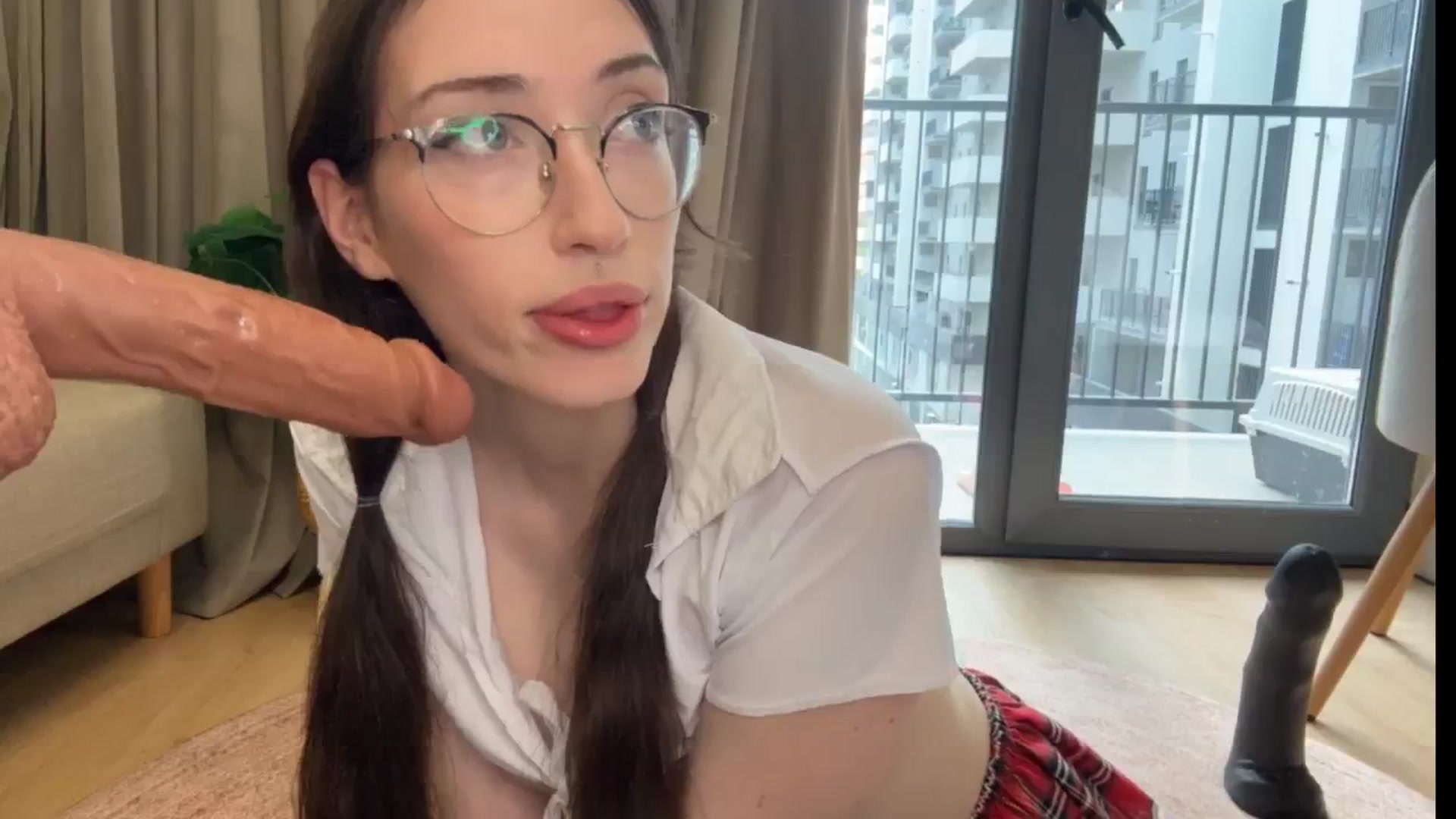 Gallery image thumbnail from Kelly_Grey's myfreecams stream on, 08/29/2025, 11:49 image 17 of 20