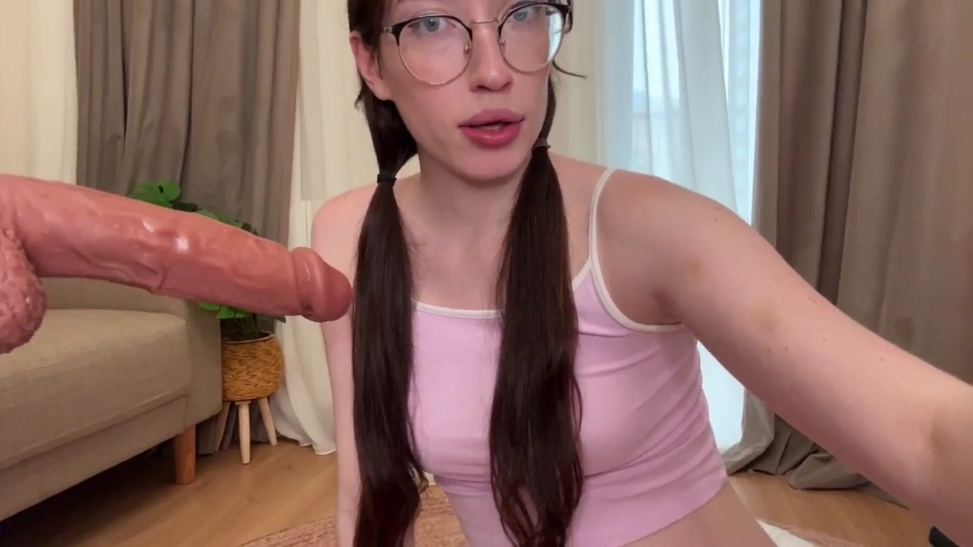 Gallery image thumbnail from Kelly_Grey's myfreecams stream on, 09/04/2025, 14:12 image 12 of 20
