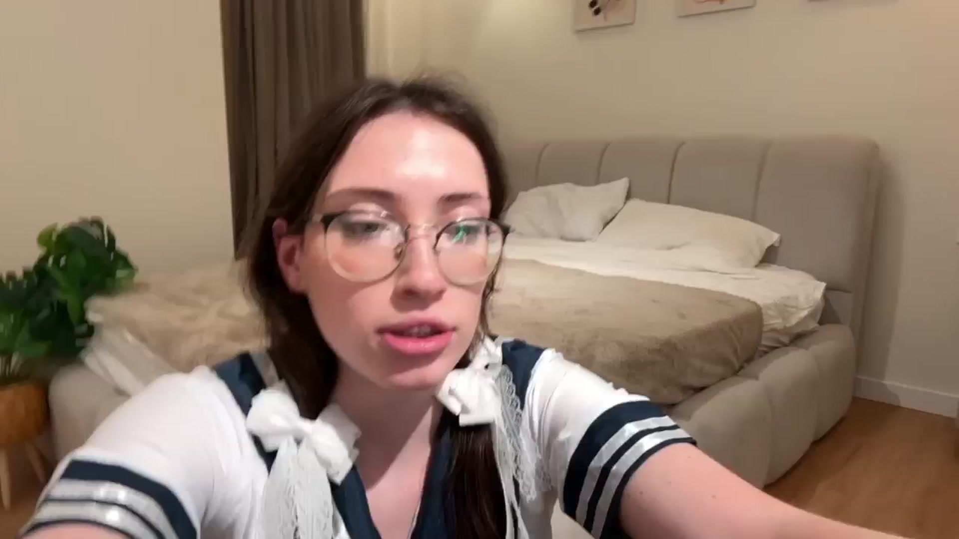 Gallery image thumbnail from Kelly_Grey's myfreecams stream on, 10/11/2025, 15:04 image 12 of 20