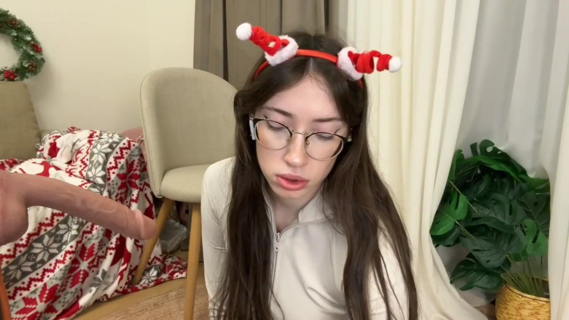 Gallery image thumbnail from Kelly_Grey's myfreecams stream on, 12/23/2025, 20:32 image 18 of 20