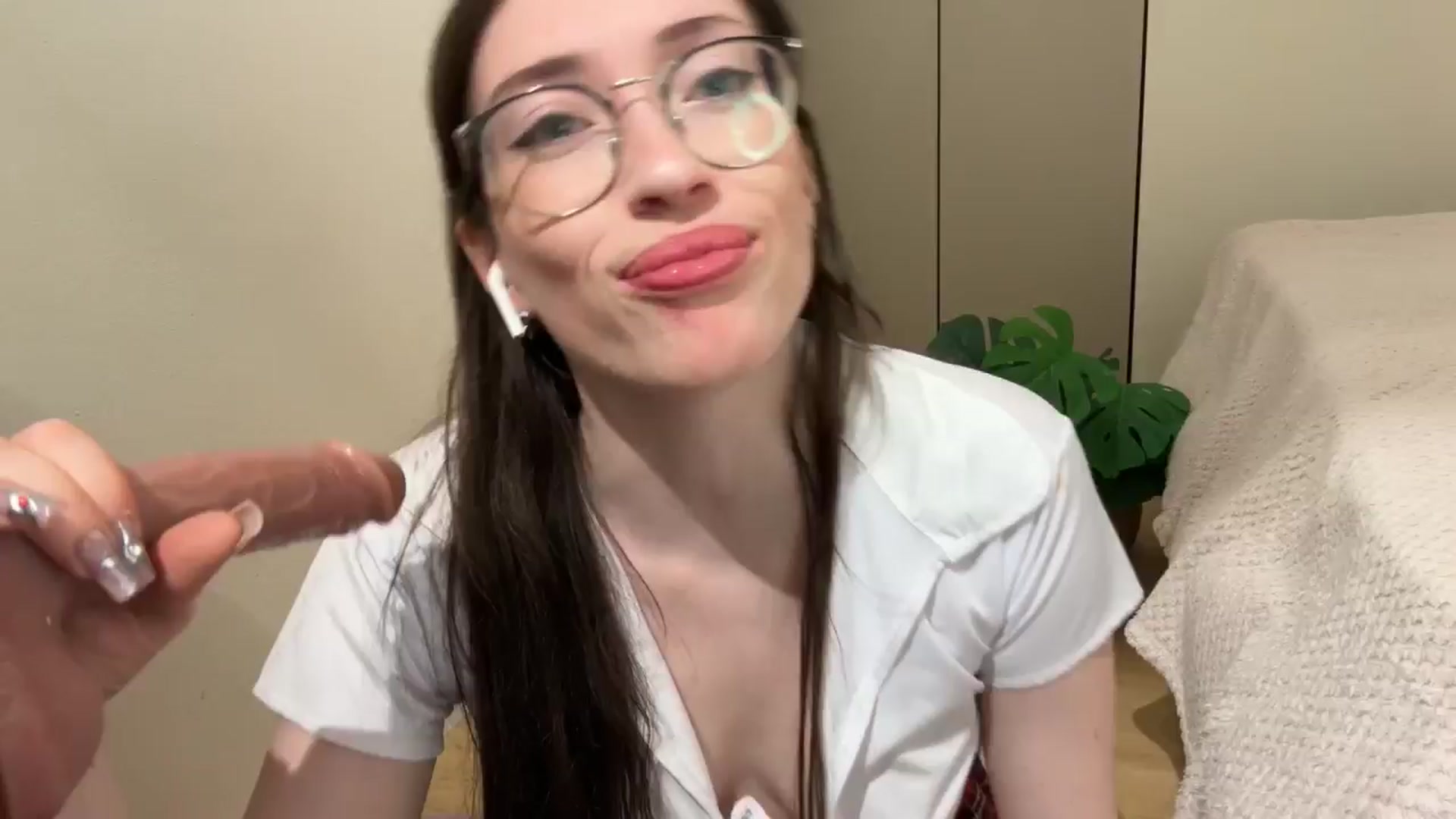 Gallery image thumbnail from Kelly_Grey's myfreecams stream on, 12/31/2025, 19:33 image 19 of 20