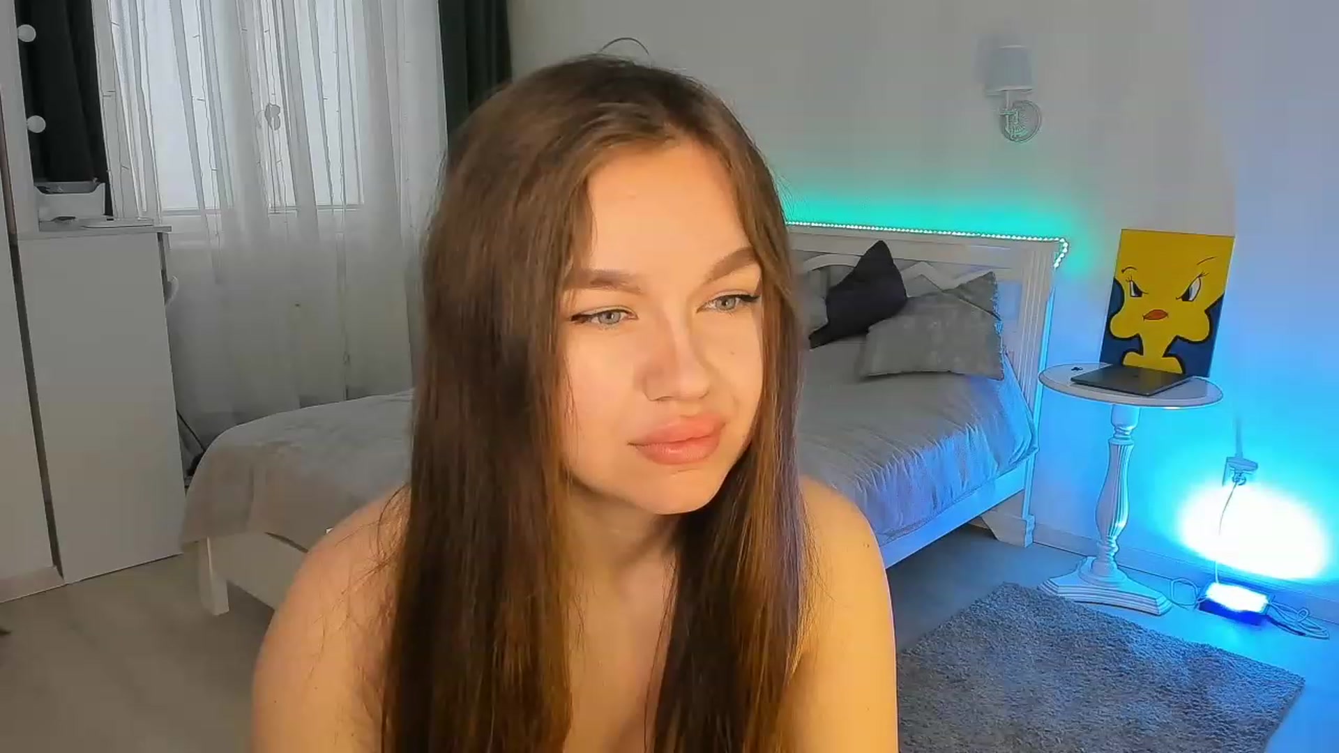 Gallery image thumbnail from Kelly_Roselyn's myfreecams stream on, 11/25/2022, 07:52 image 12 of 20