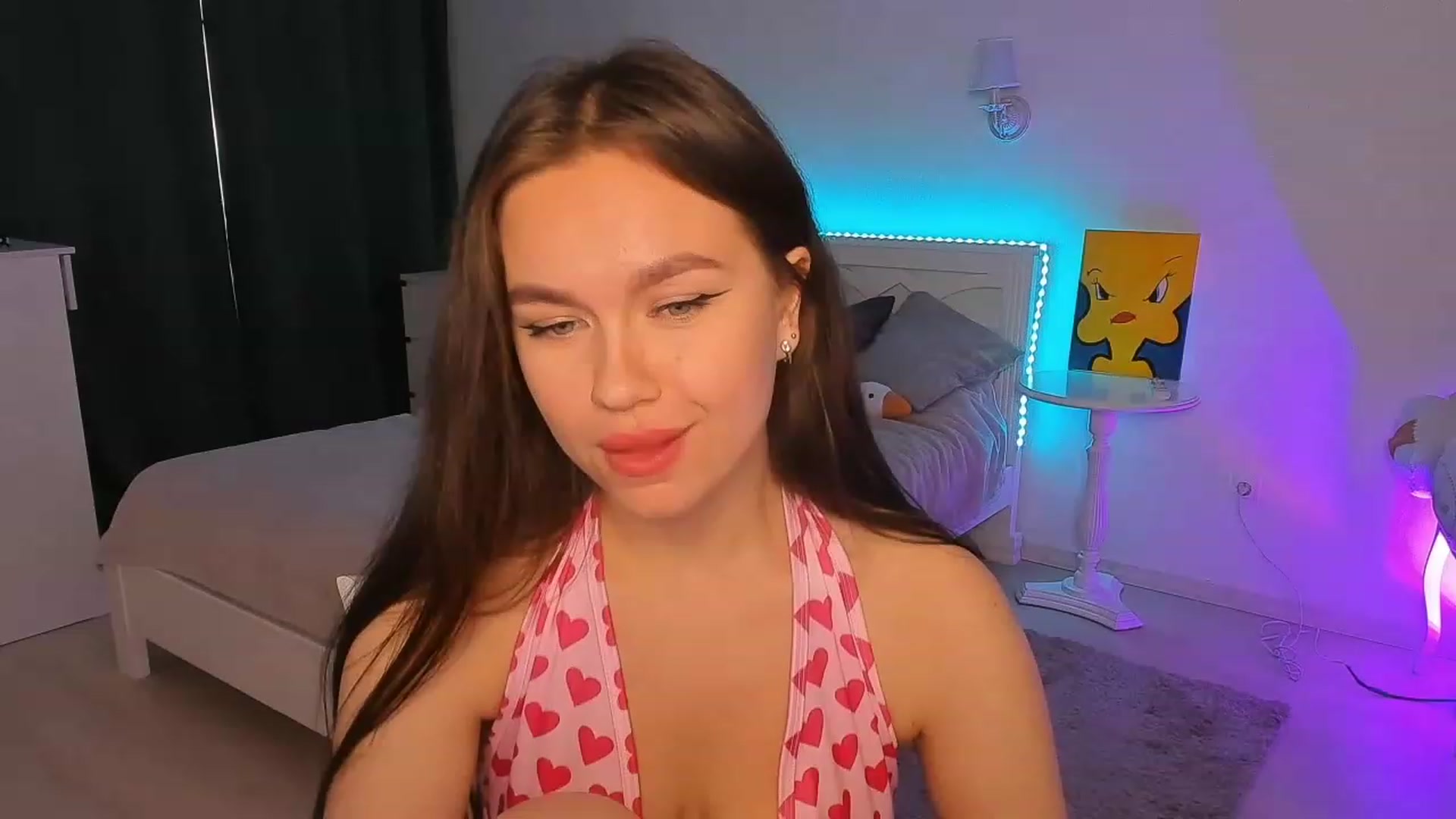 Gallery image thumbnail from Kelly_Roselyn's myfreecams stream on, 05/22/2023, 09:38 image 3 of 20