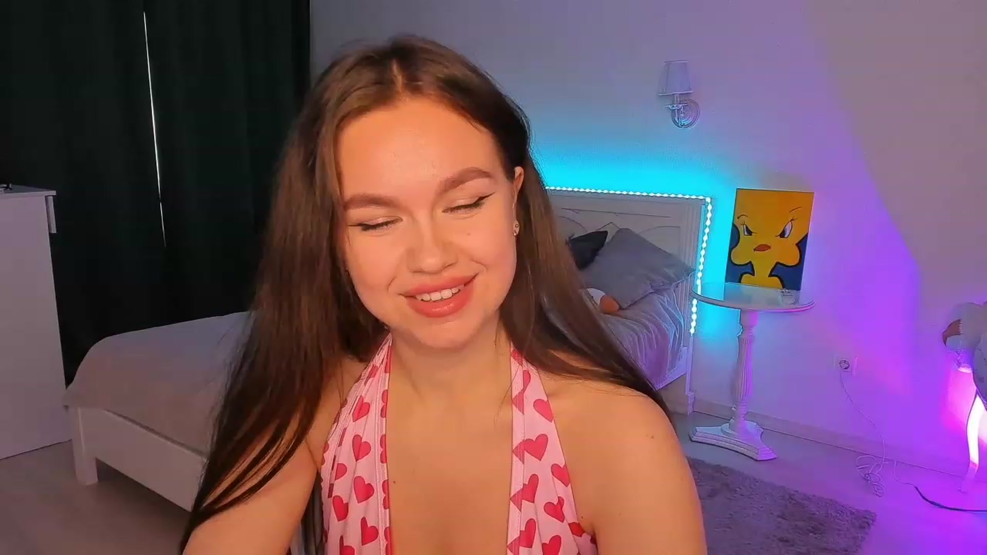 Gallery image thumbnail from Kelly_Roselyn's myfreecams stream on, 05/22/2023, 09:38 image 19 of 20