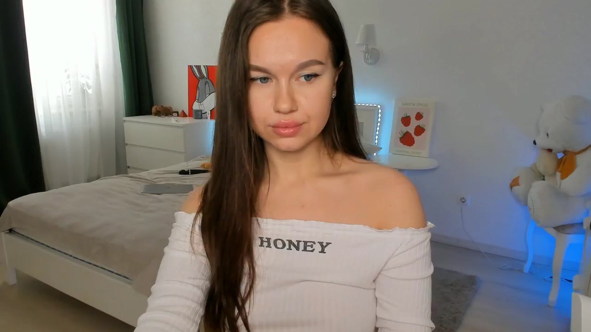 Gallery image thumbnail from Kelly_Roselyn's myfreecams stream on, 06/13/2024, 09:03 image 12 of 20