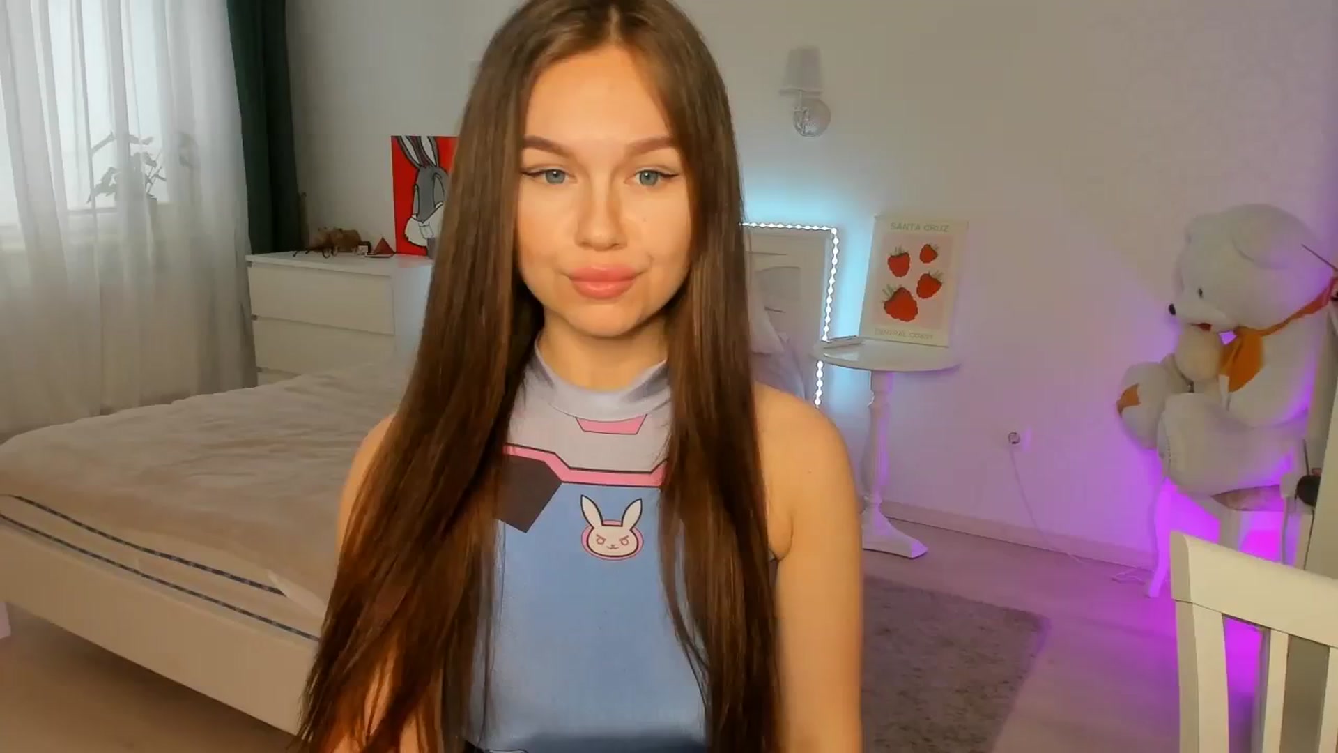 Gallery image thumbnail from Kelly_Roselyn's myfreecams stream on, 06/18/2024, 07:52 image 7 of 20