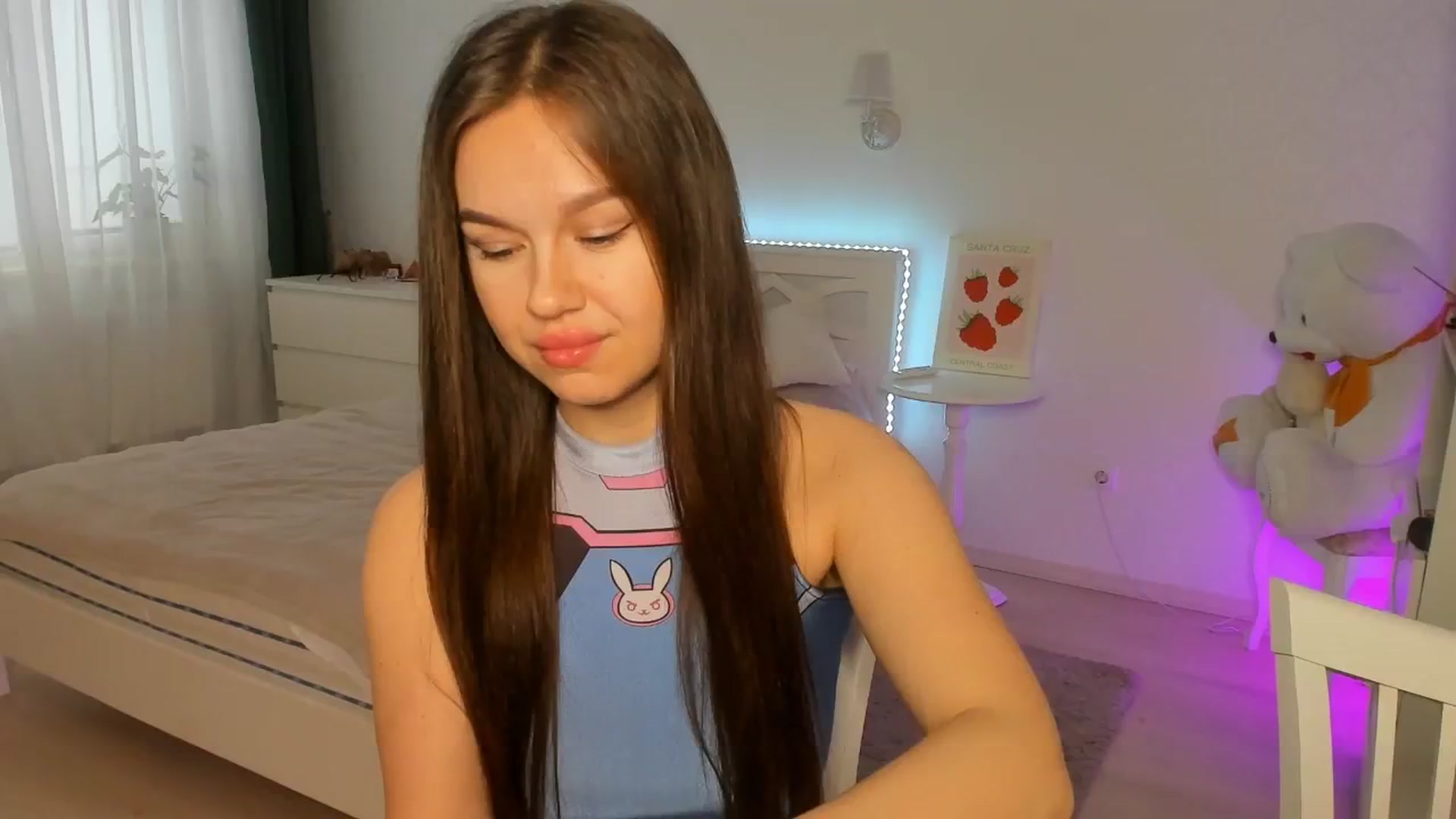Gallery image thumbnail from Kelly_Roselyn's myfreecams stream on, 06/18/2024, 07:52 image 12 of 20