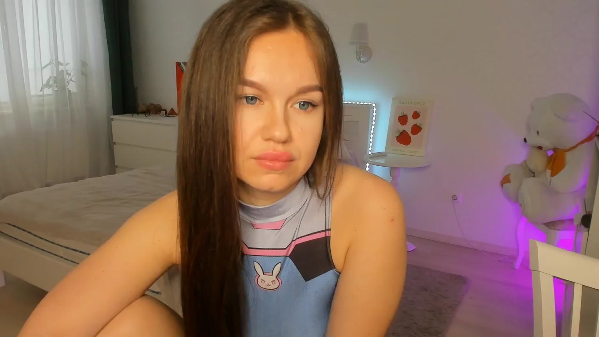 Gallery image thumbnail from Kelly_Roselyn's myfreecams stream on, 06/18/2024, 08:36 image 4 of 20