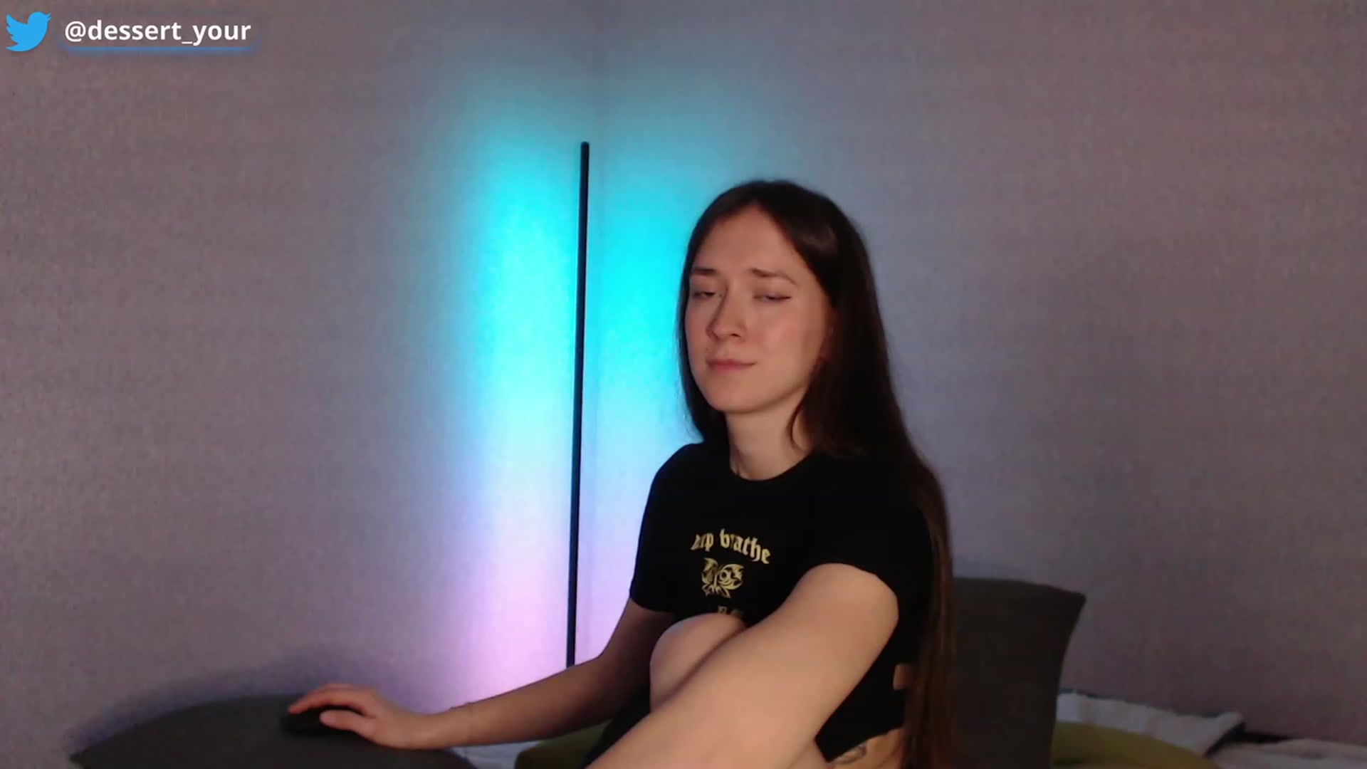 Gallery image thumbnail from Kelly_Winter_'s myfreecams stream on, 12/11/2022, 13:55 image 12 of 20
