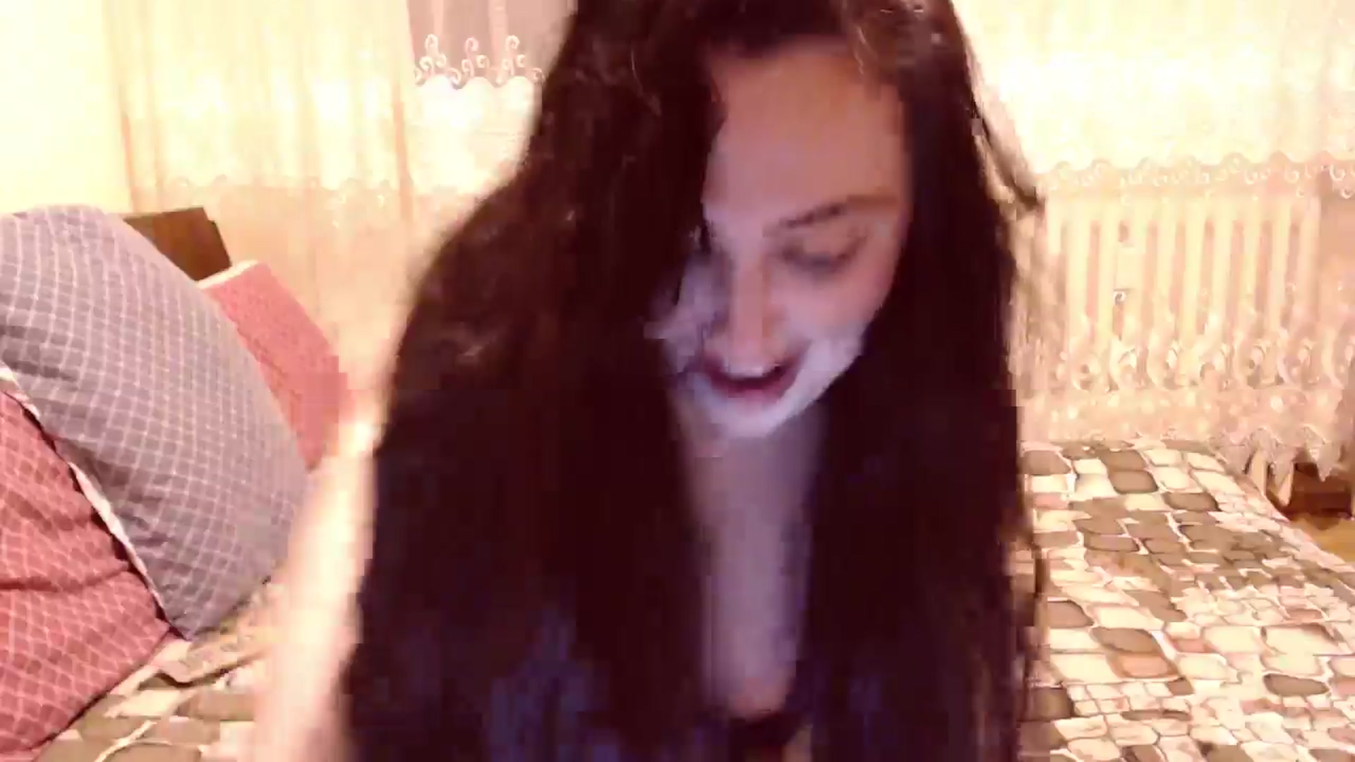 Gallery image thumbnail from Kellybonita's myfreecams stream on, 03/31/2025, 19:00 image 10 of 20