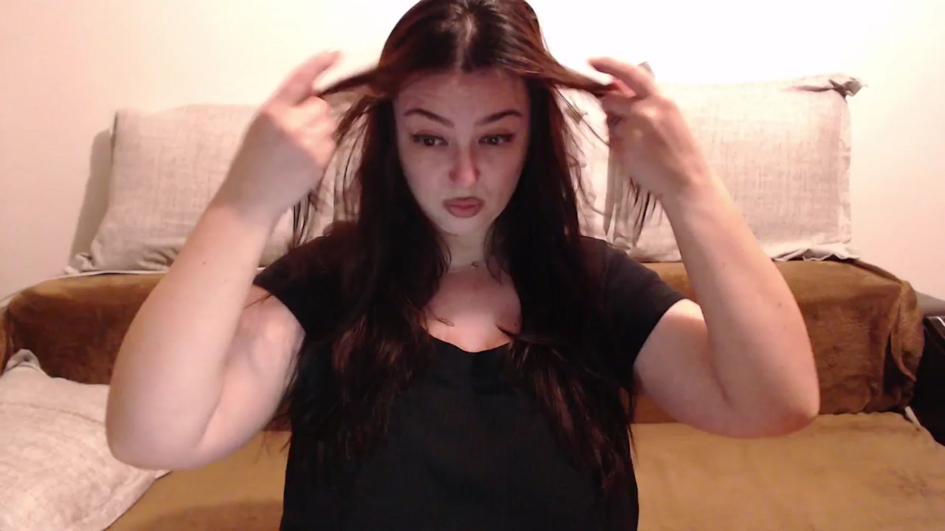 Gallery image thumbnail from Kellybonita's myfreecams stream on, 01/13/2026, 02:21 image 7 of 20