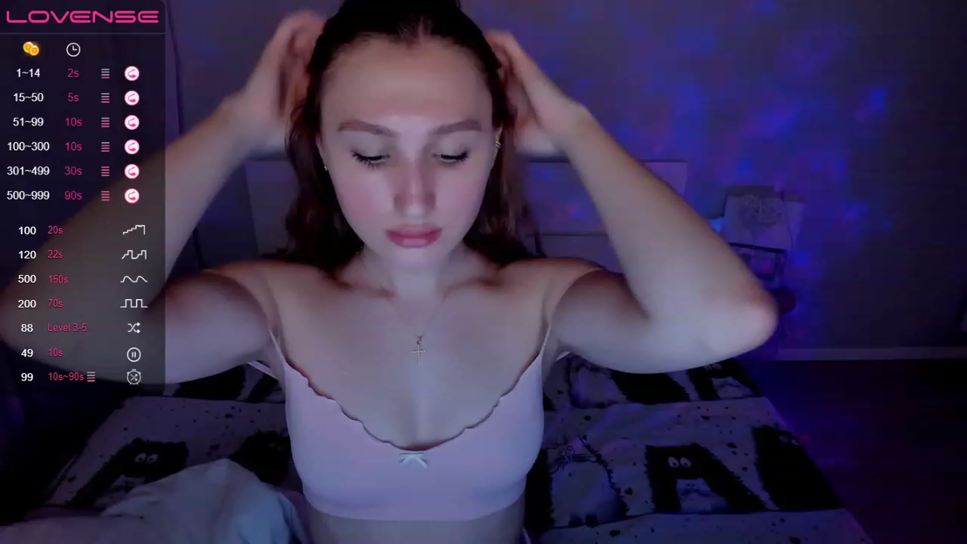 Gallery image thumbnail from Kellykeat's myfreecams stream on, 08/07/2023, 21:27 image 6 of 20