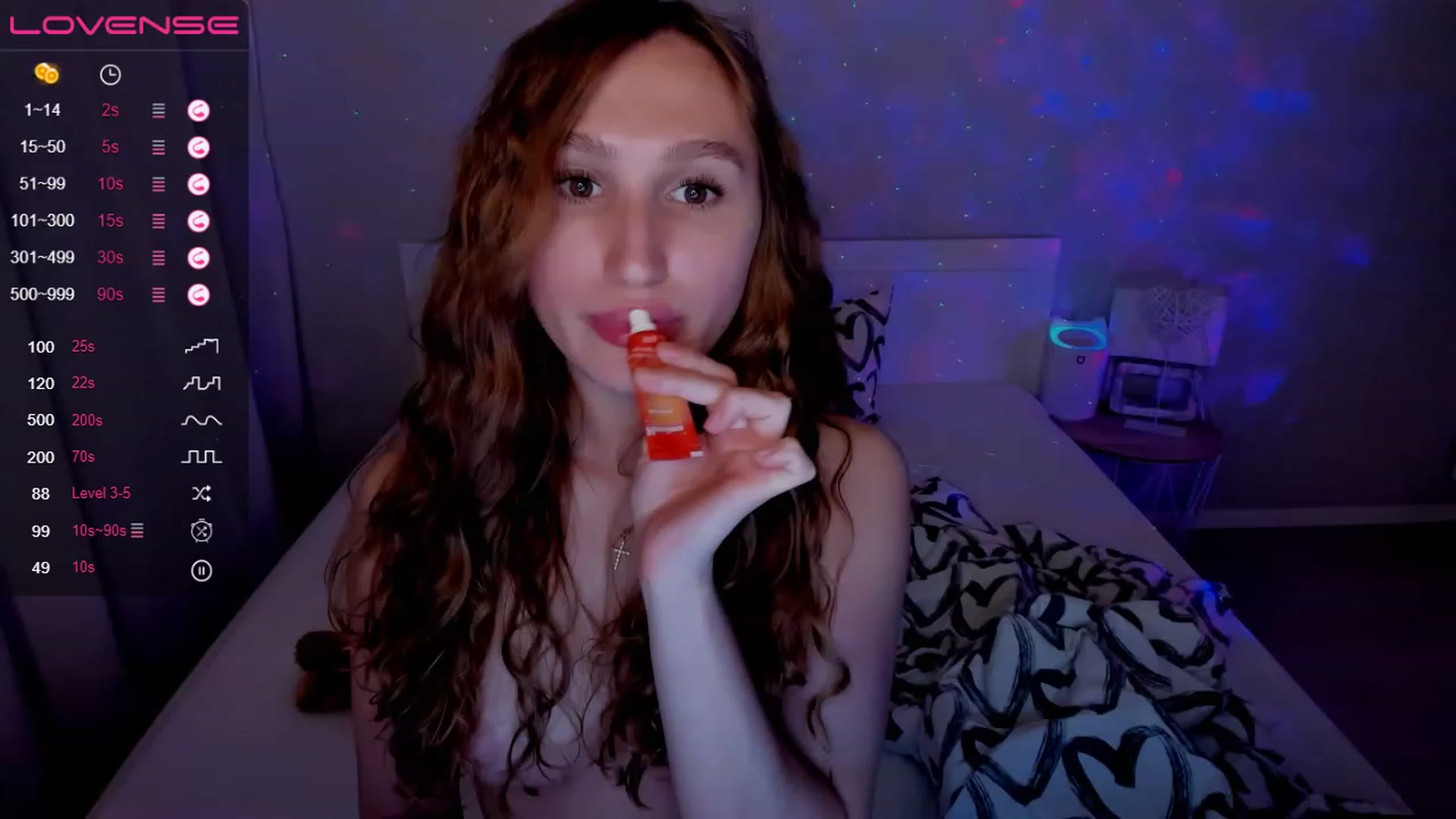 Gallery image thumbnail from Kellykeat's myfreecams stream on, 08/19/2023, 24:00 image 4 of 20