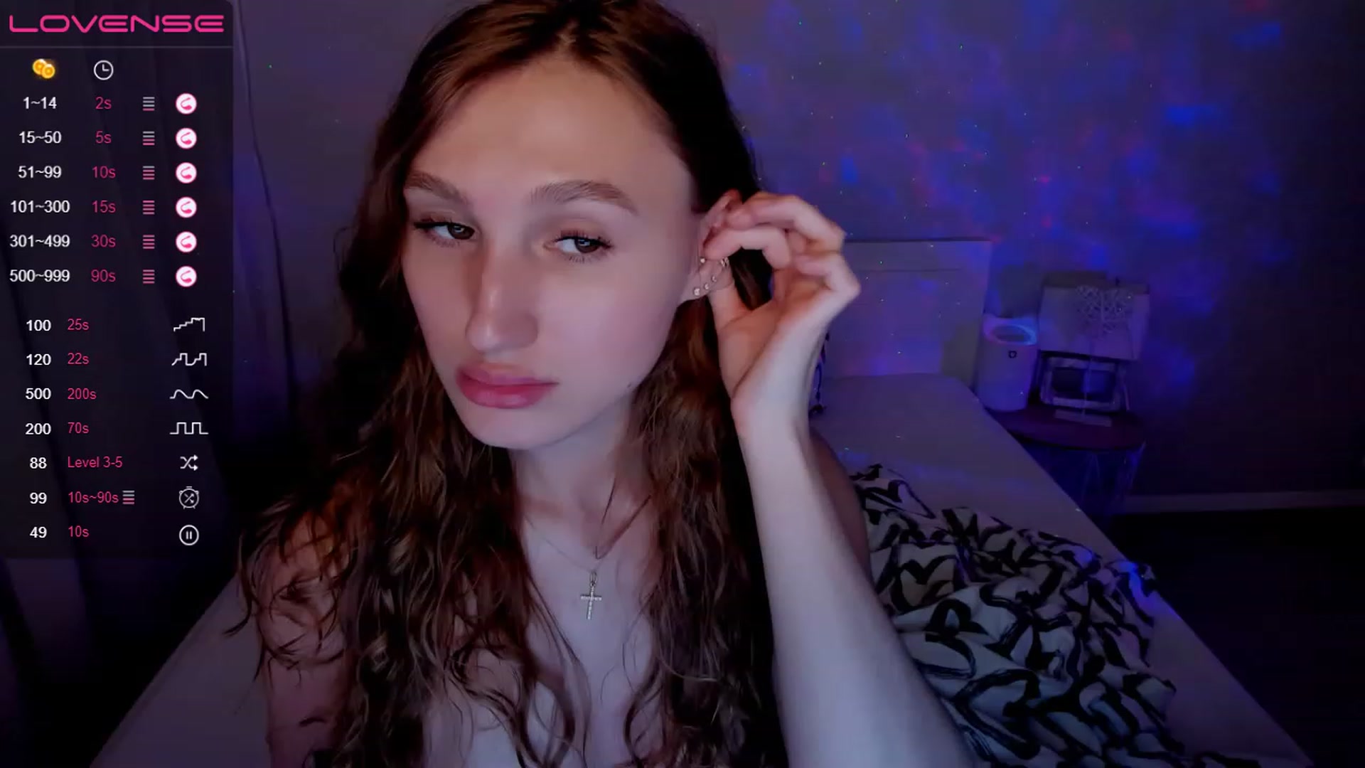 Gallery image thumbnail from Kellykeat's myfreecams stream on, 08/19/2023, 24:00 image 10 of 20