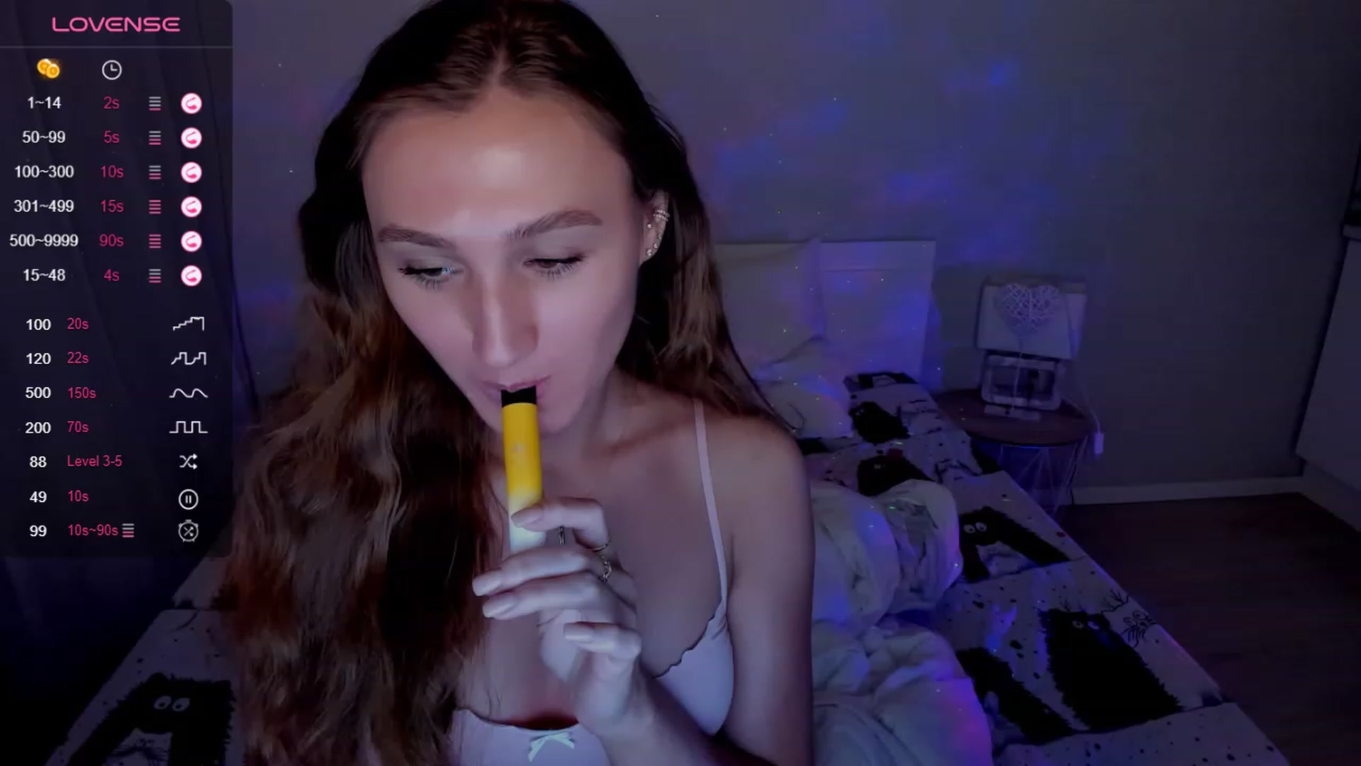 Gallery image thumbnail from Kellykeat's myfreecams stream on, 10/03/2023, 23:18 image 3 of 20