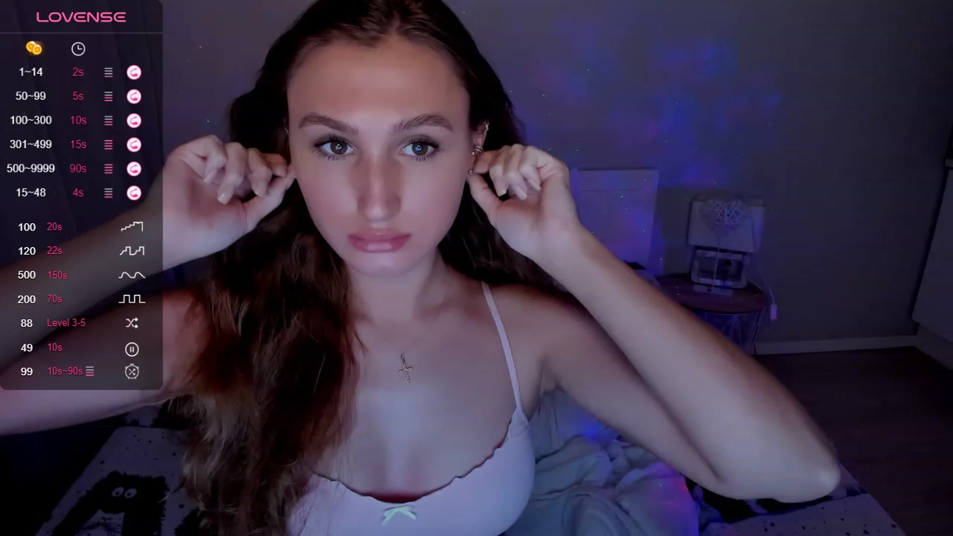 Gallery image thumbnail from Kellykeat's myfreecams stream on, 10/03/2023, 23:18 image 5 of 20