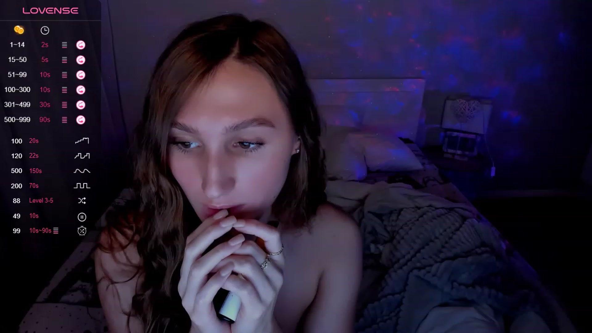 Gallery image thumbnail from Kellykeat's myfreecams stream on, 10/05/2023, 24:35 image 12 of 20