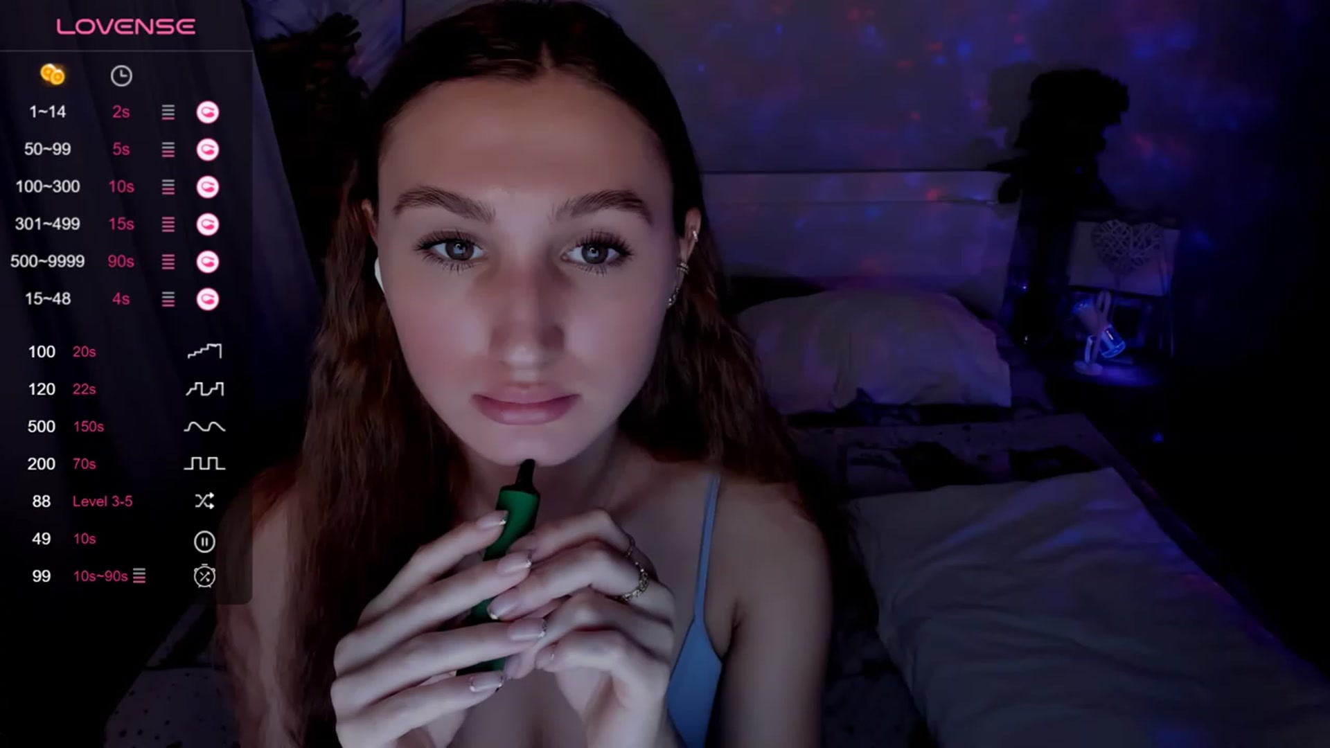 Gallery image thumbnail from Kellykeat's myfreecams stream on, 12/16/2023, 21:14 image 12 of 20