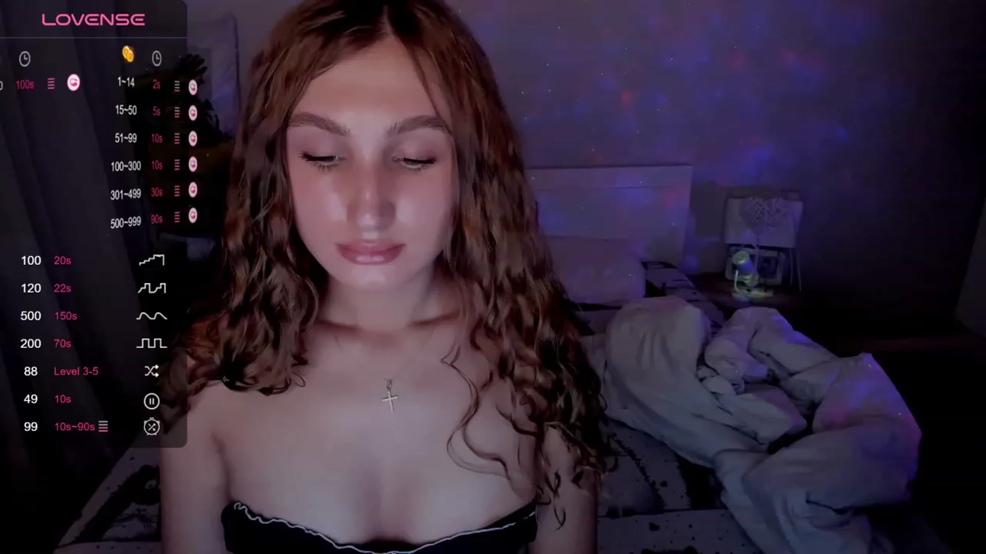 Gallery image thumbnail from Kellykeat's myfreecams stream on, 12/20/2023, 23:07 image 4 of 20