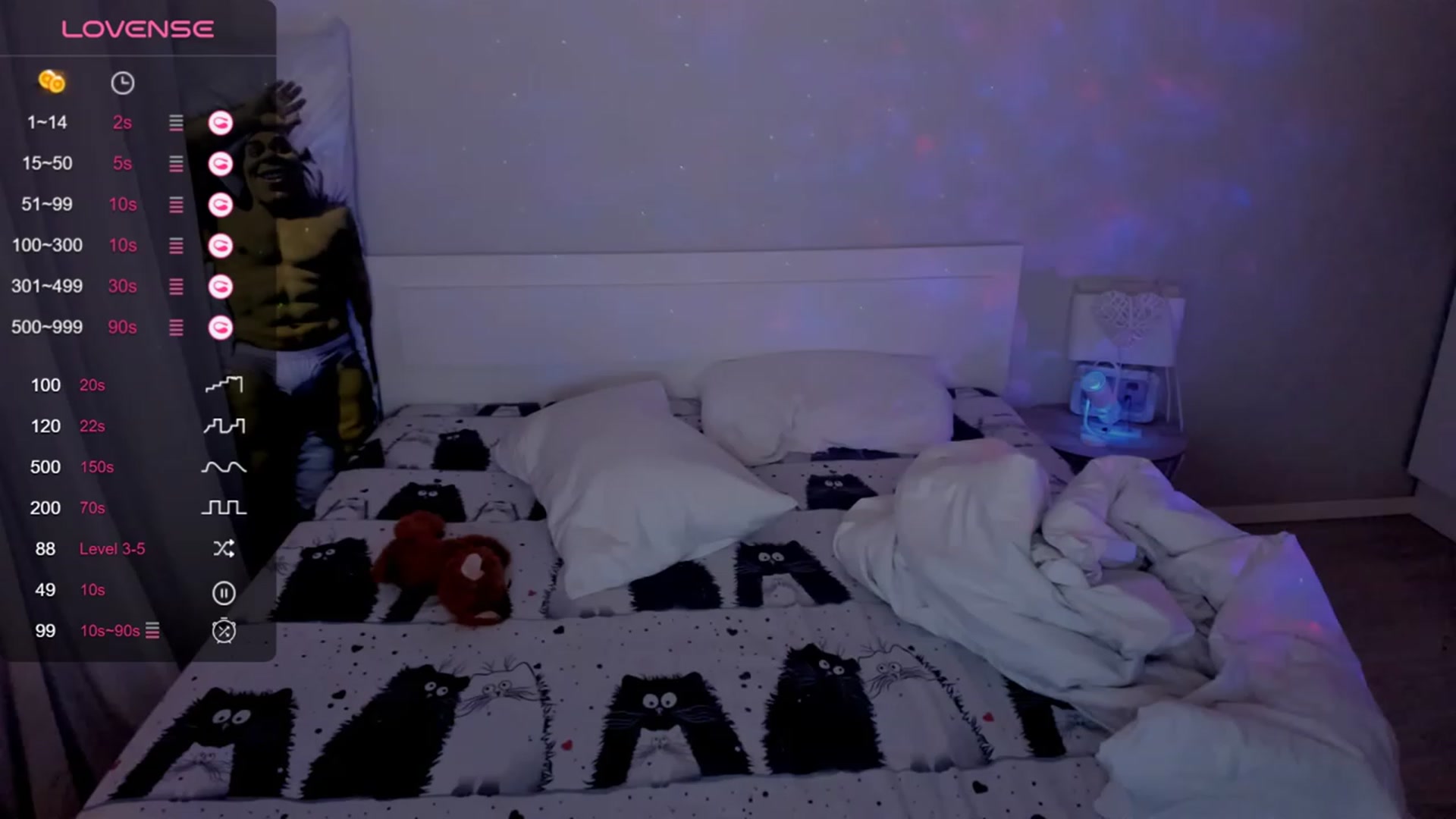 Gallery image thumbnail from Kellykeat's myfreecams stream on, 12/20/2023, 23:07 image 10 of 20