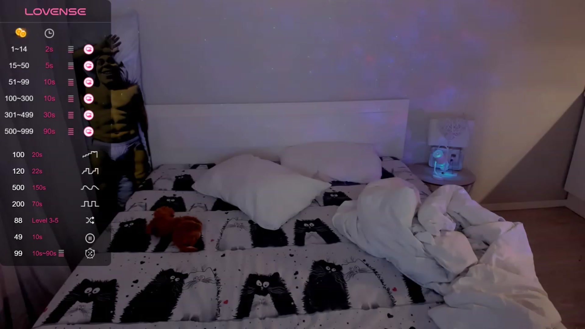 Gallery image thumbnail from Kellykeat's myfreecams stream on, 12/21/2023, 24:01 image 19 of 20