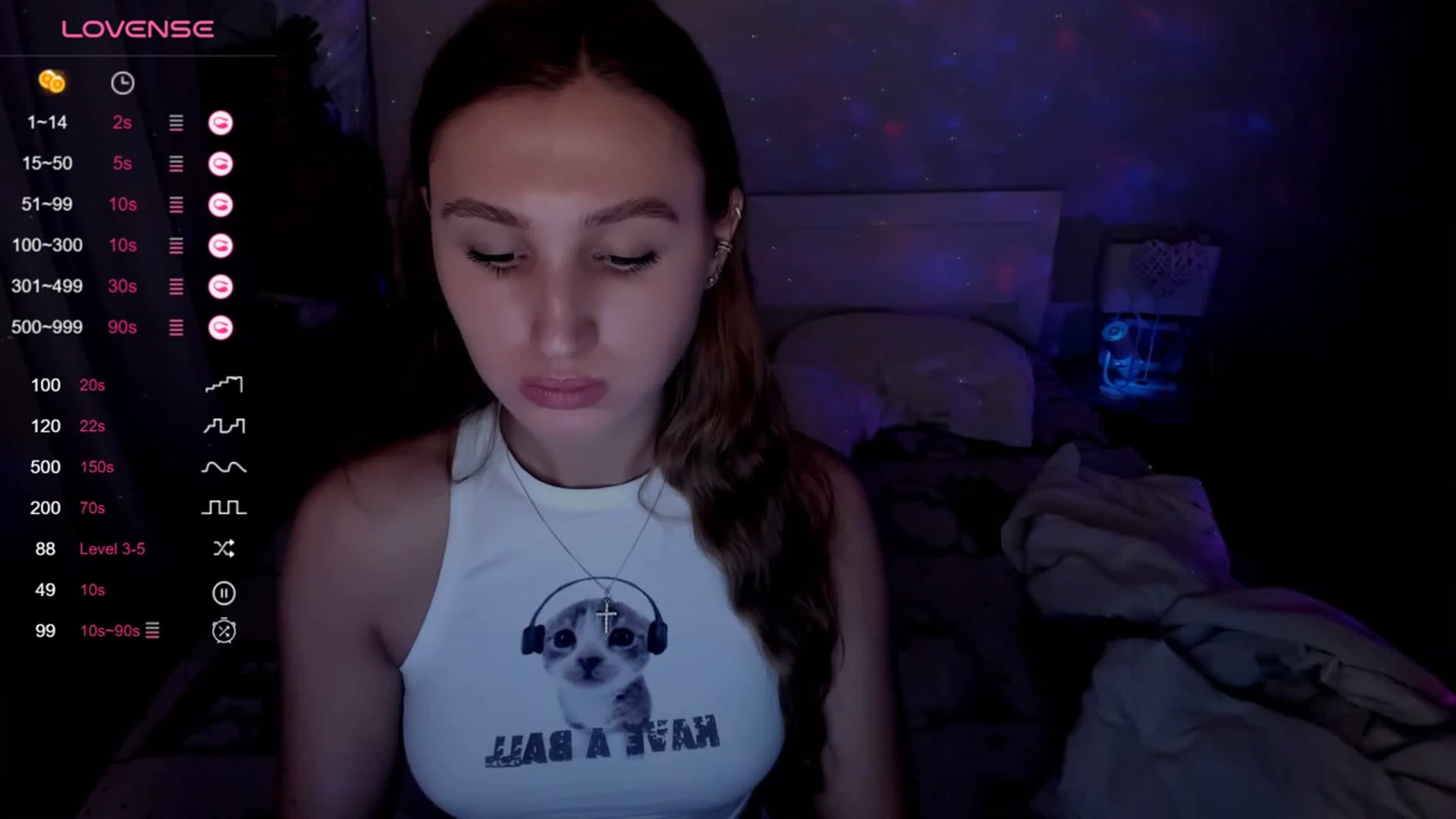 Gallery image thumbnail from Kellykeat's myfreecams stream on, 12/21/2023, 21:25 image 10 of 20