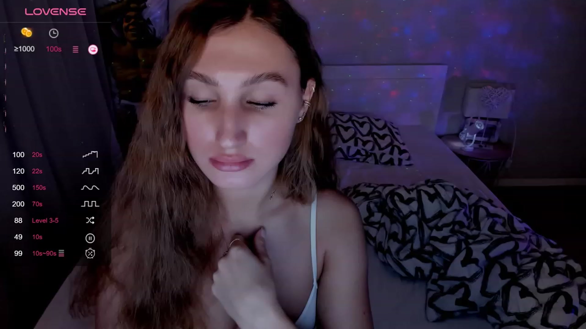 Gallery image thumbnail from Kellykeat's myfreecams stream on, 12/24/2023, 21:49 image 16 of 20