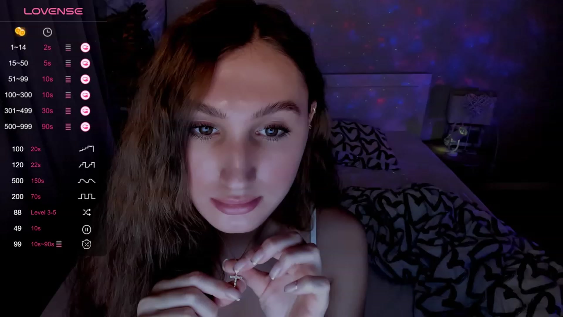 Gallery image thumbnail from Kellykeat's myfreecams stream on, 12/24/2023, 21:49 image 15 of 20